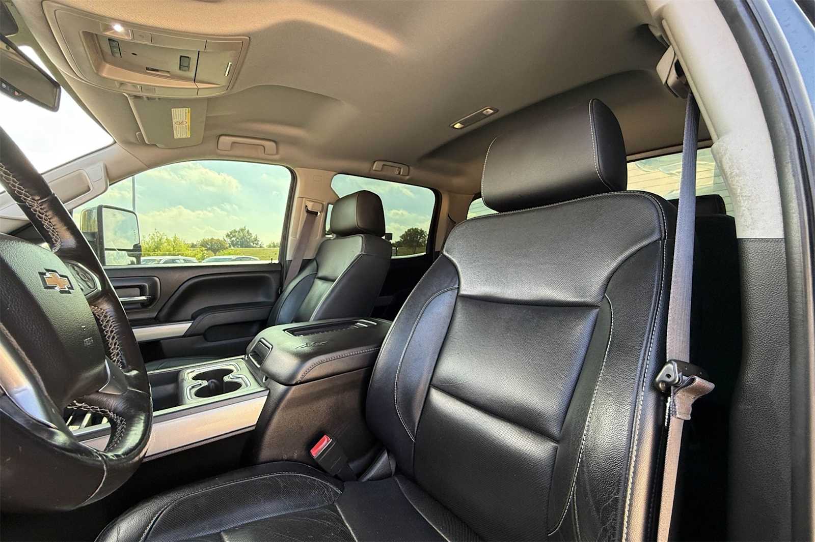 Thumbnail: 2017 Chevrolet Silverado 2500 - 11