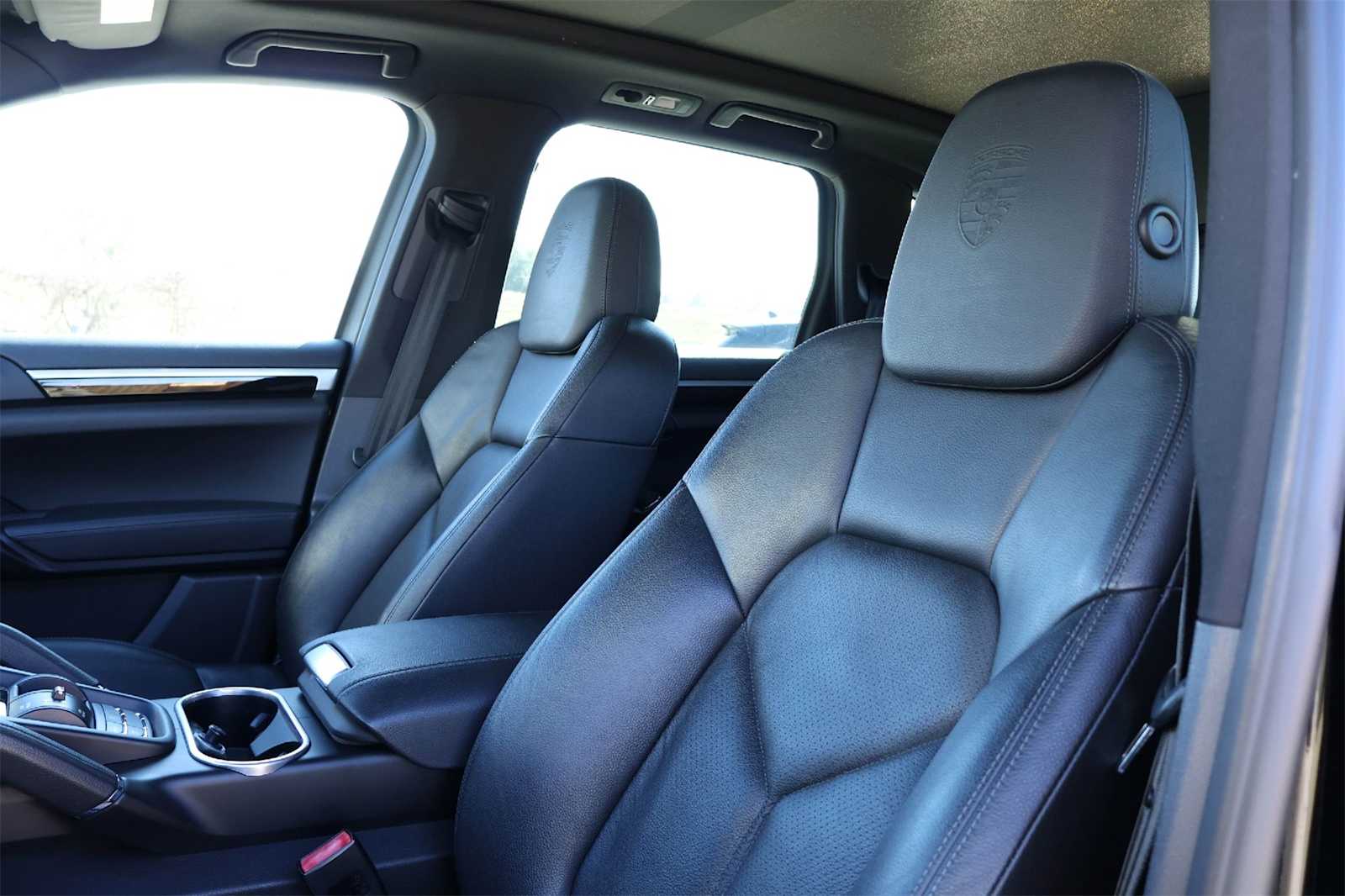 Thumbnail: 2014 Porsche Cayenne - 11