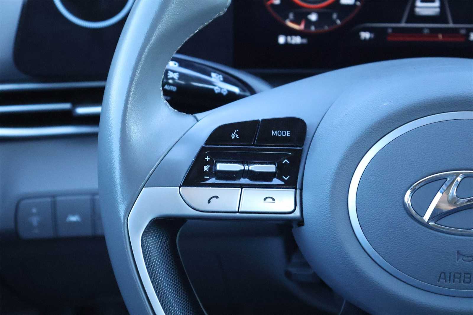 Thumbnail: 2023 Hyundai Elantra - 22