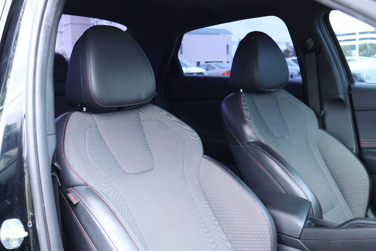 Thumbnail: 2023 Hyundai Elantra - 14