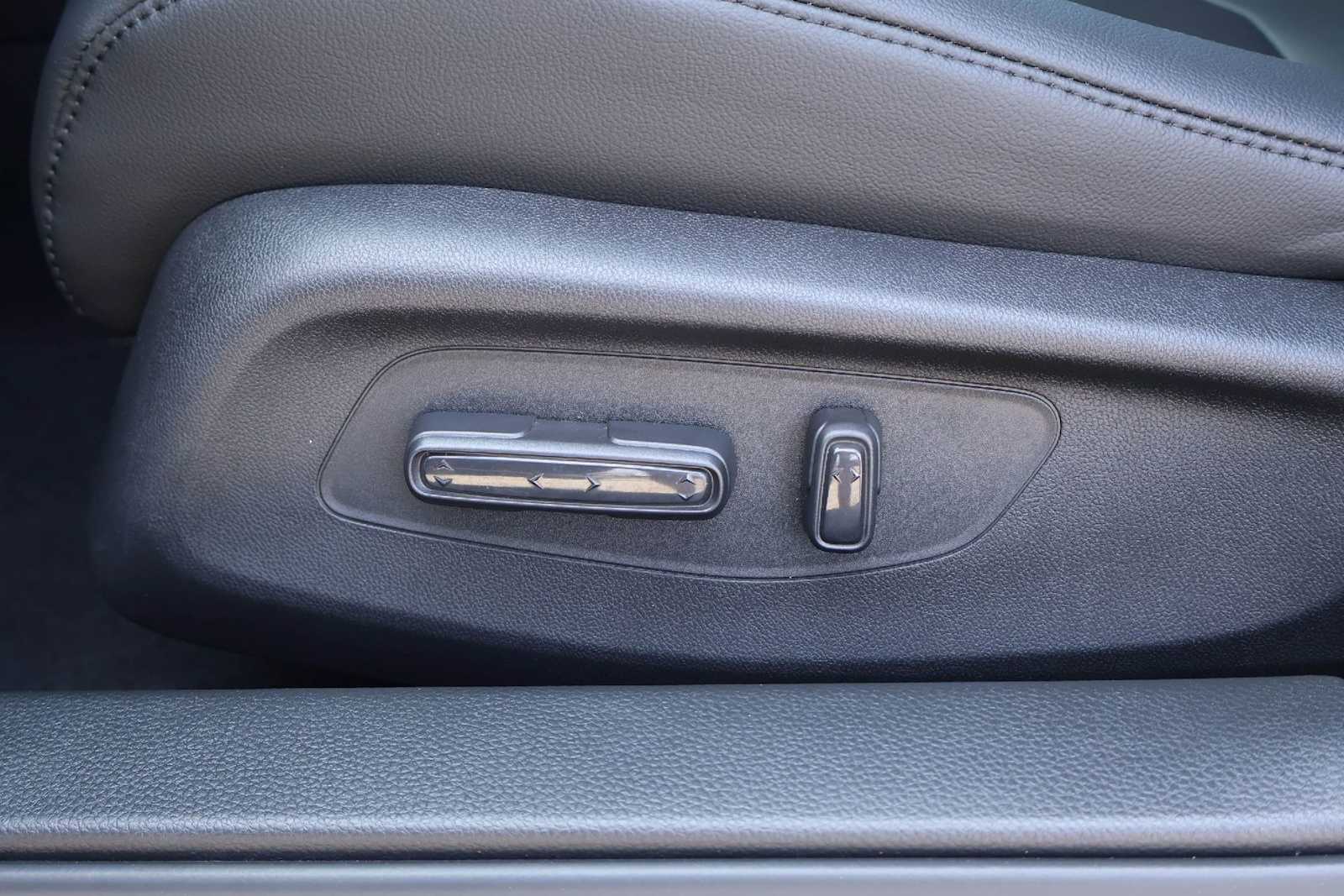 Thumbnail: 2026 Acura Integra - 24