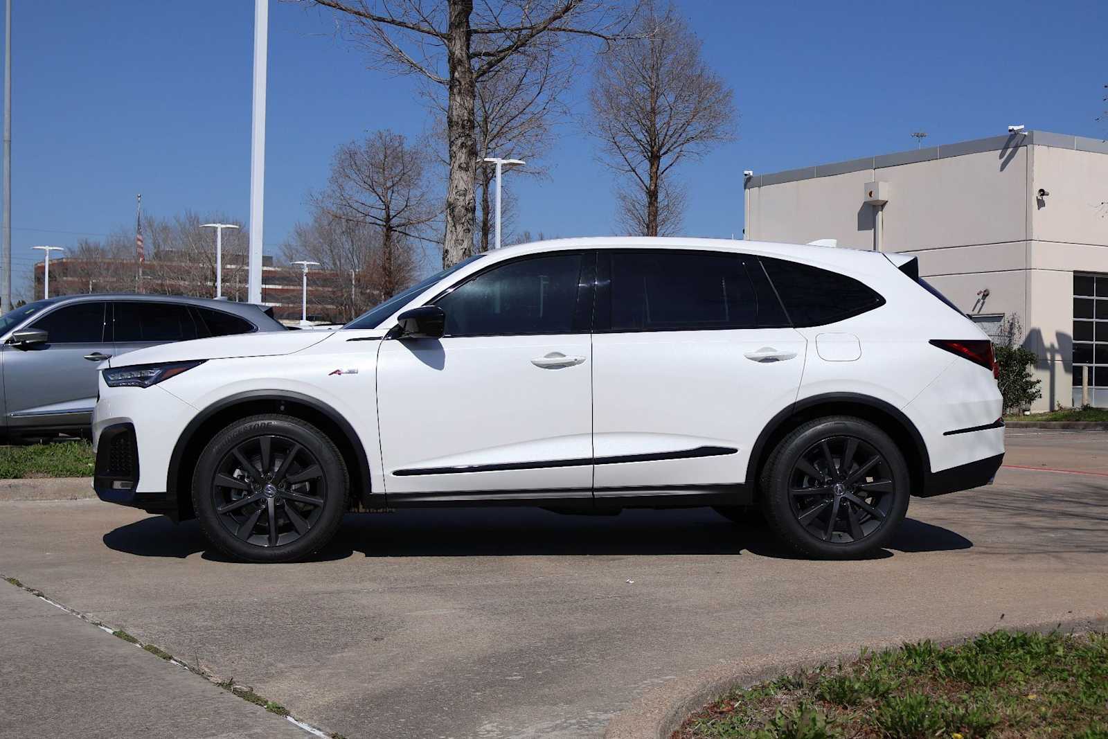 Thumbnail: 2026 Acura MDX - 3
