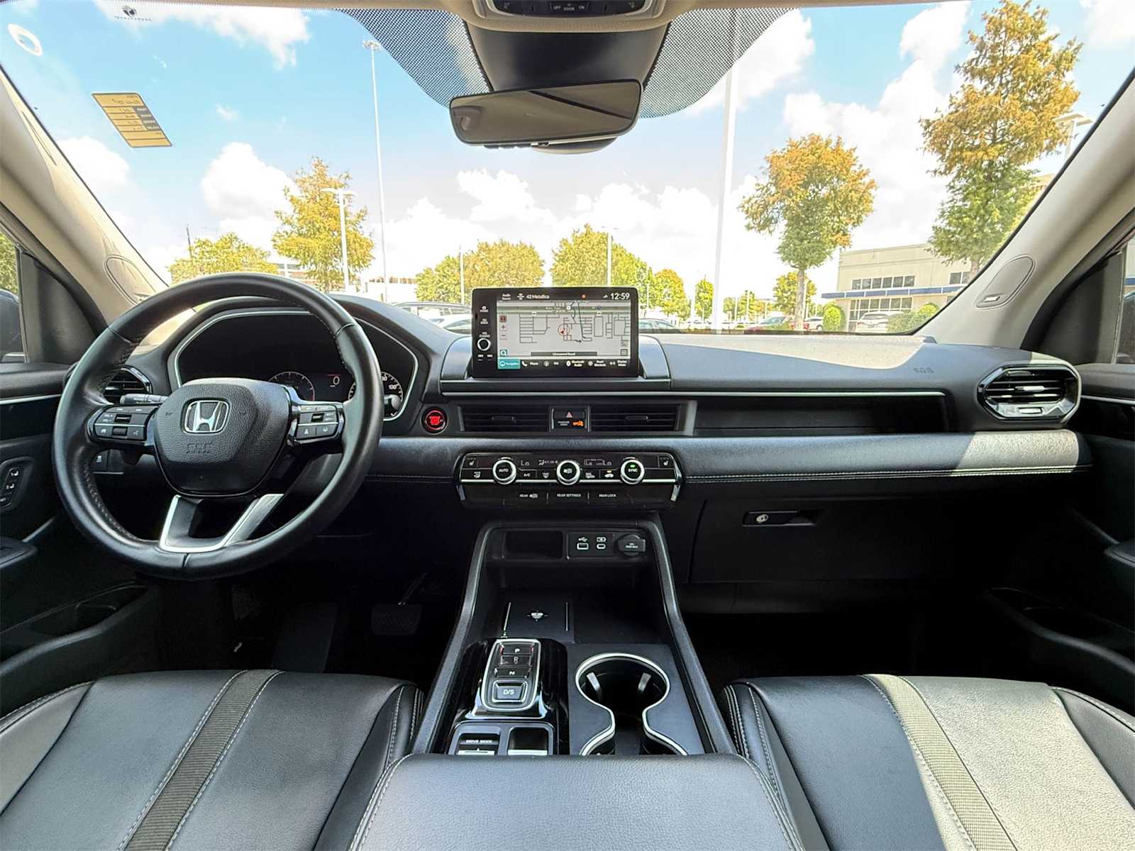 Thumbnail: 2023 Honda Pilot - 10