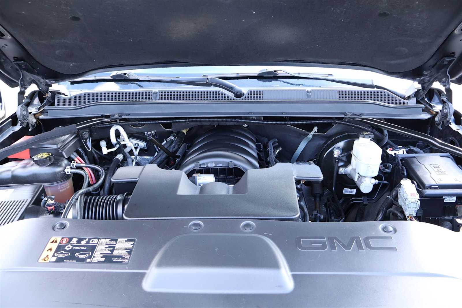 Thumbnail: 2019 GMC Yukon XL - 9