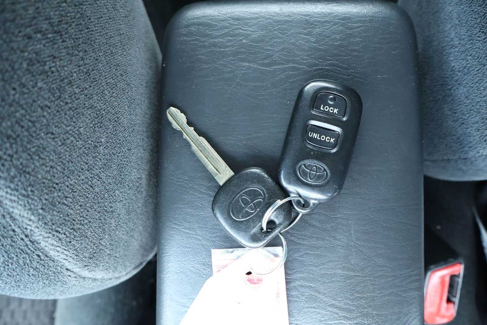 Thumbnail: 2006 Toyota Corolla - 20