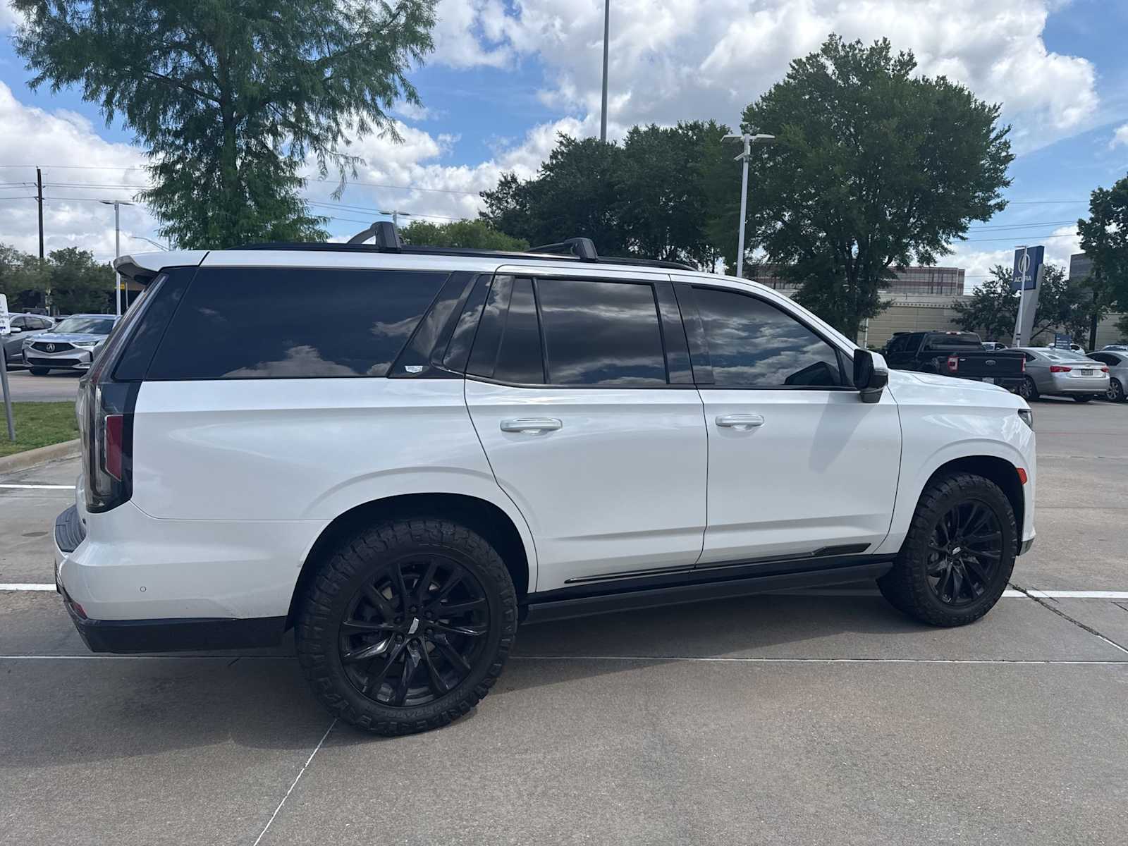 Thumbnail: 2021 Cadillac Escalade - 4