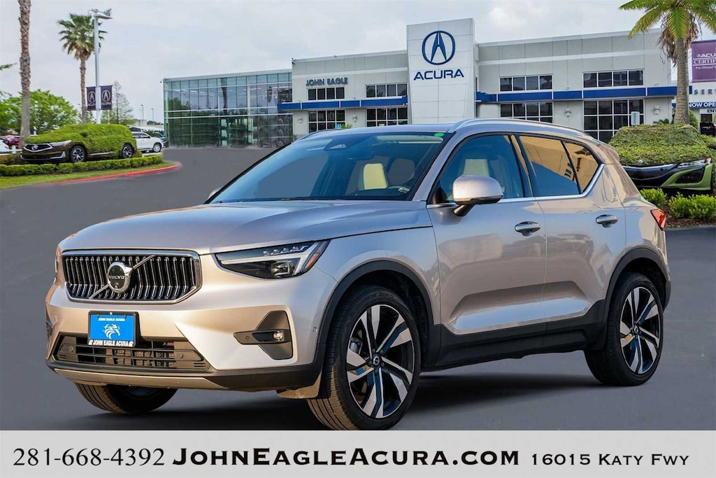 Used 2024 Volvo XC40 Plus Bright Theme SUV