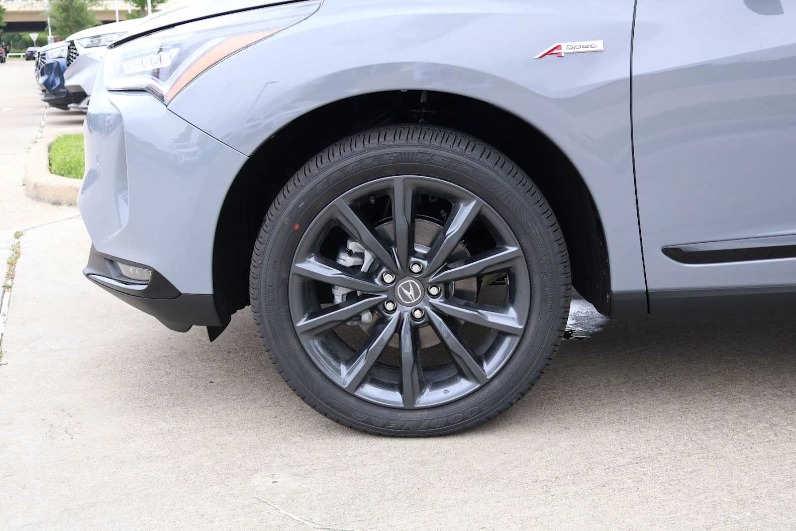 Thumbnail: 2026 Acura RDX - 8