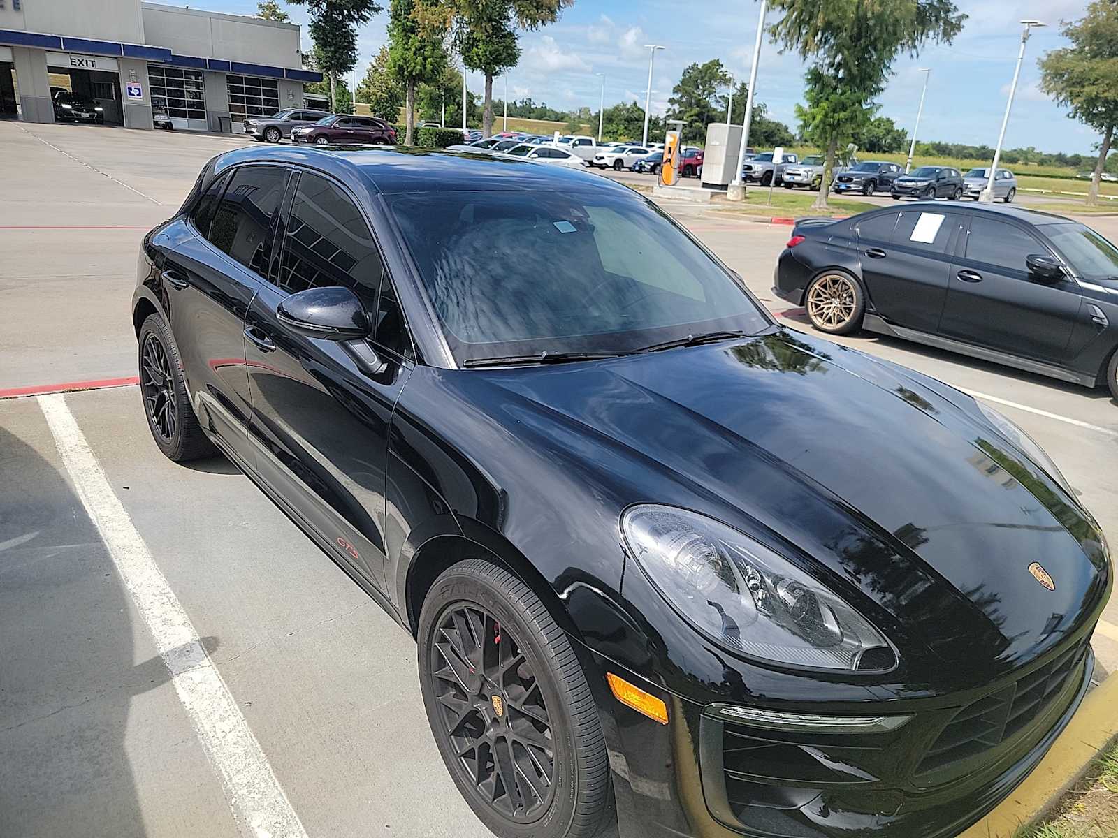 Thumbnail: 2018 Porsche Macan - 3