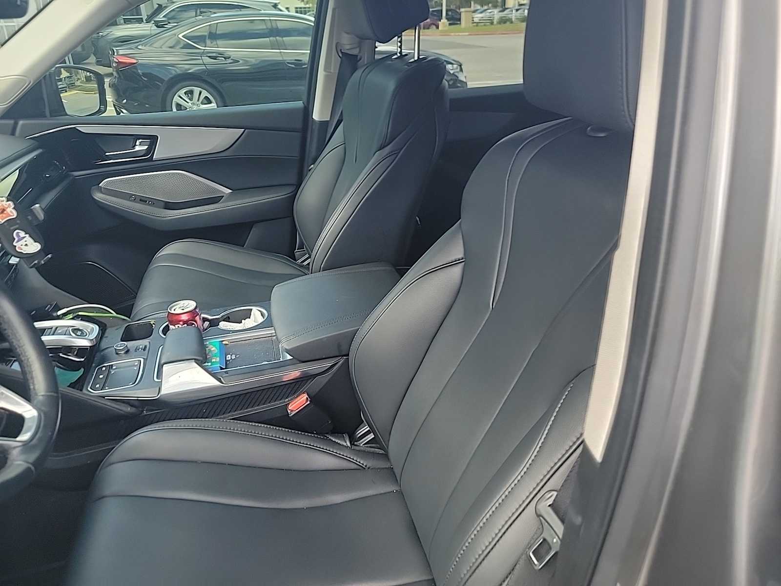 Thumbnail: 2023 Acura MDX - 8