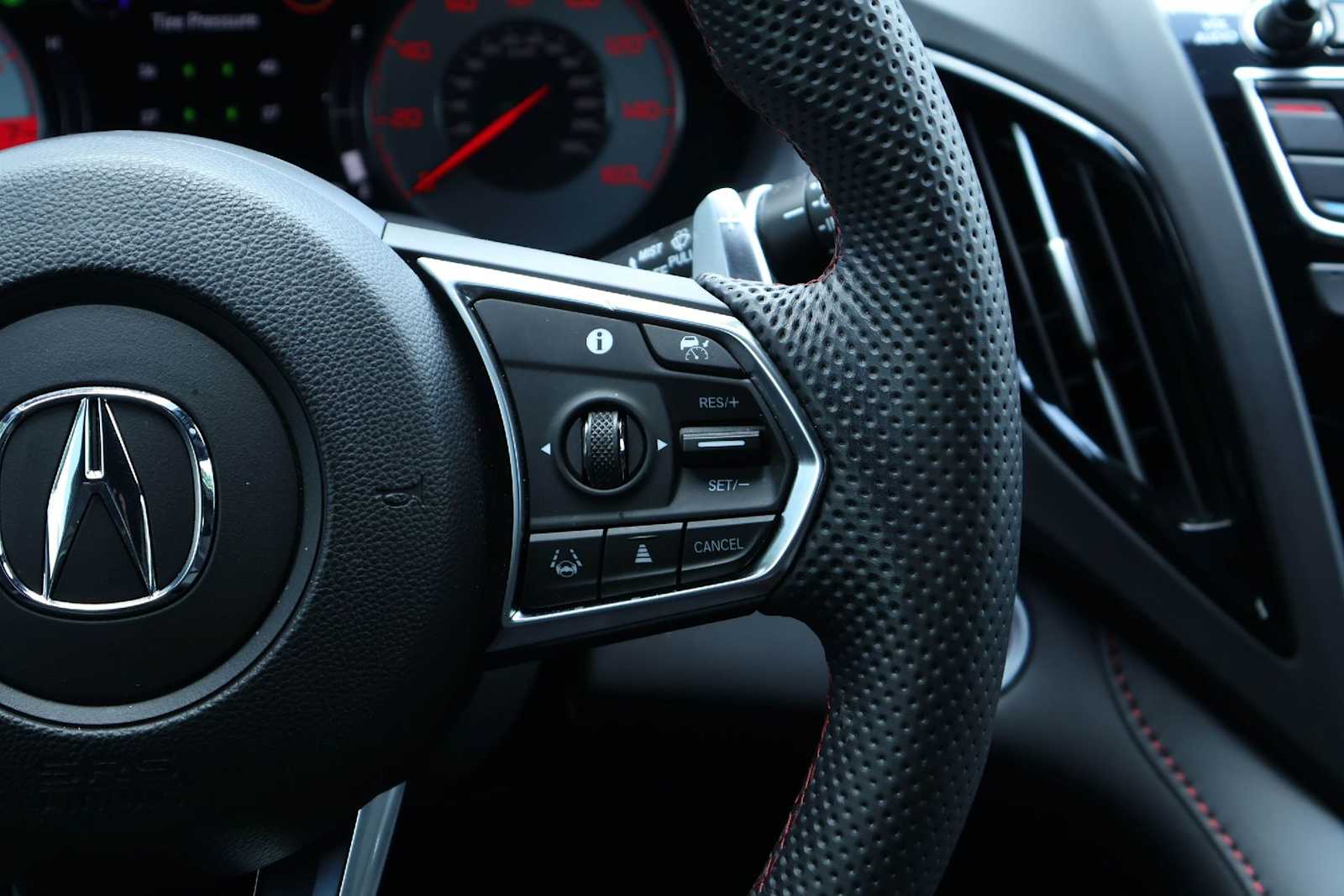 Thumbnail: 2023 Acura RDX - 23