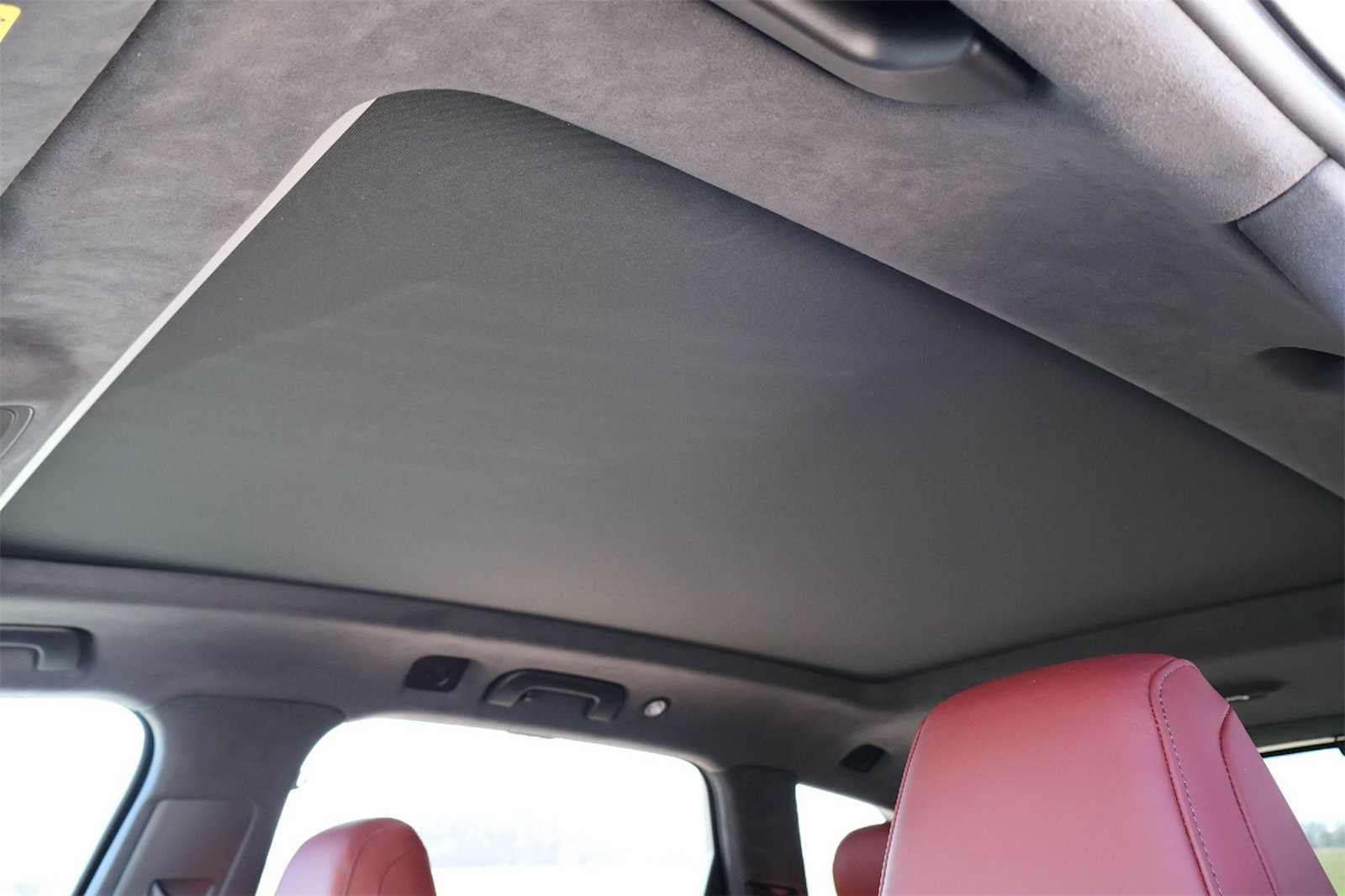 Thumbnail: 2024 Audi SQ7 - 28