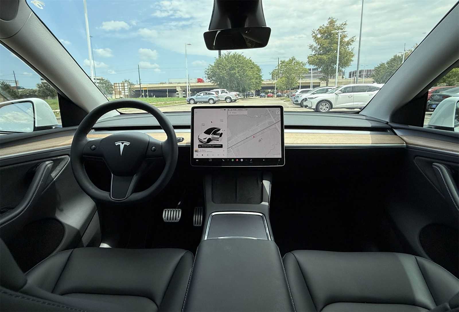 Thumbnail: 2025 Tesla Model Y - 10