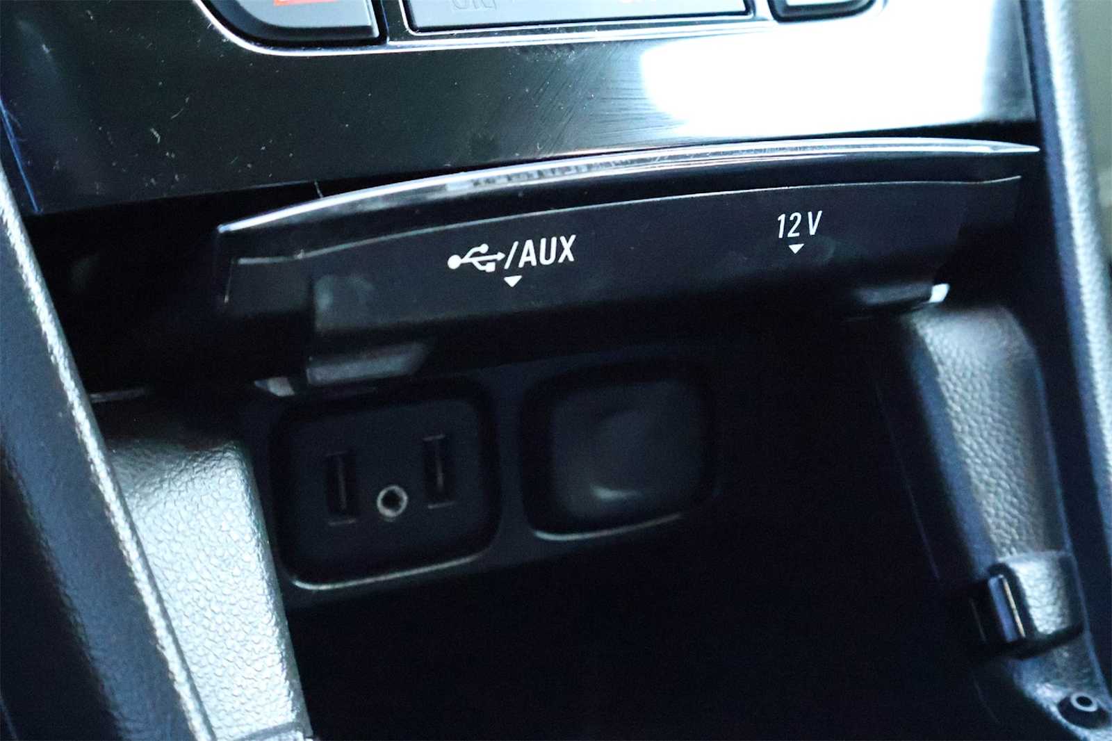 Thumbnail: 2018 Buick Encore - 27