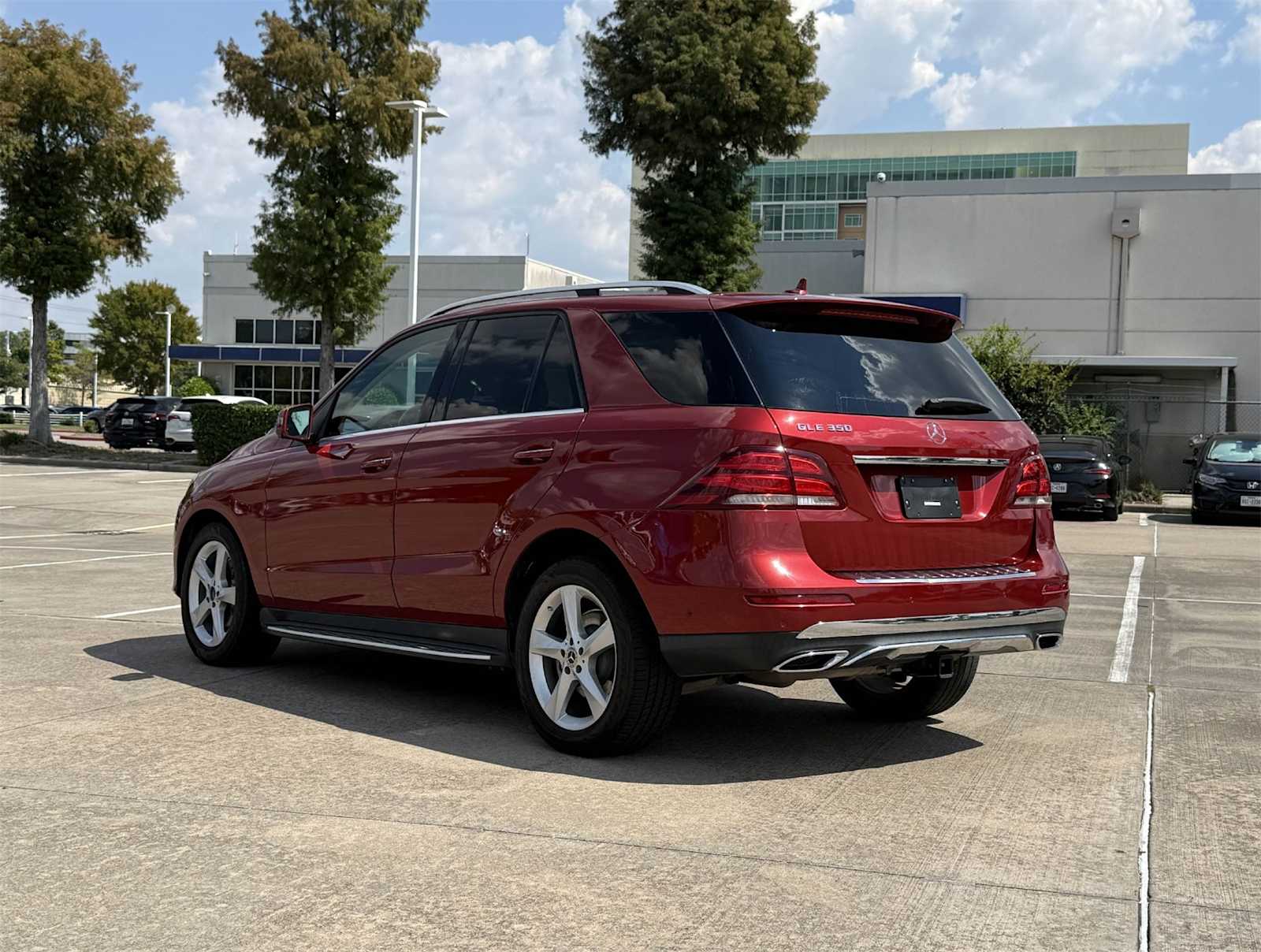 Thumbnail: 2018 Mercedes-Benz GLE - 4