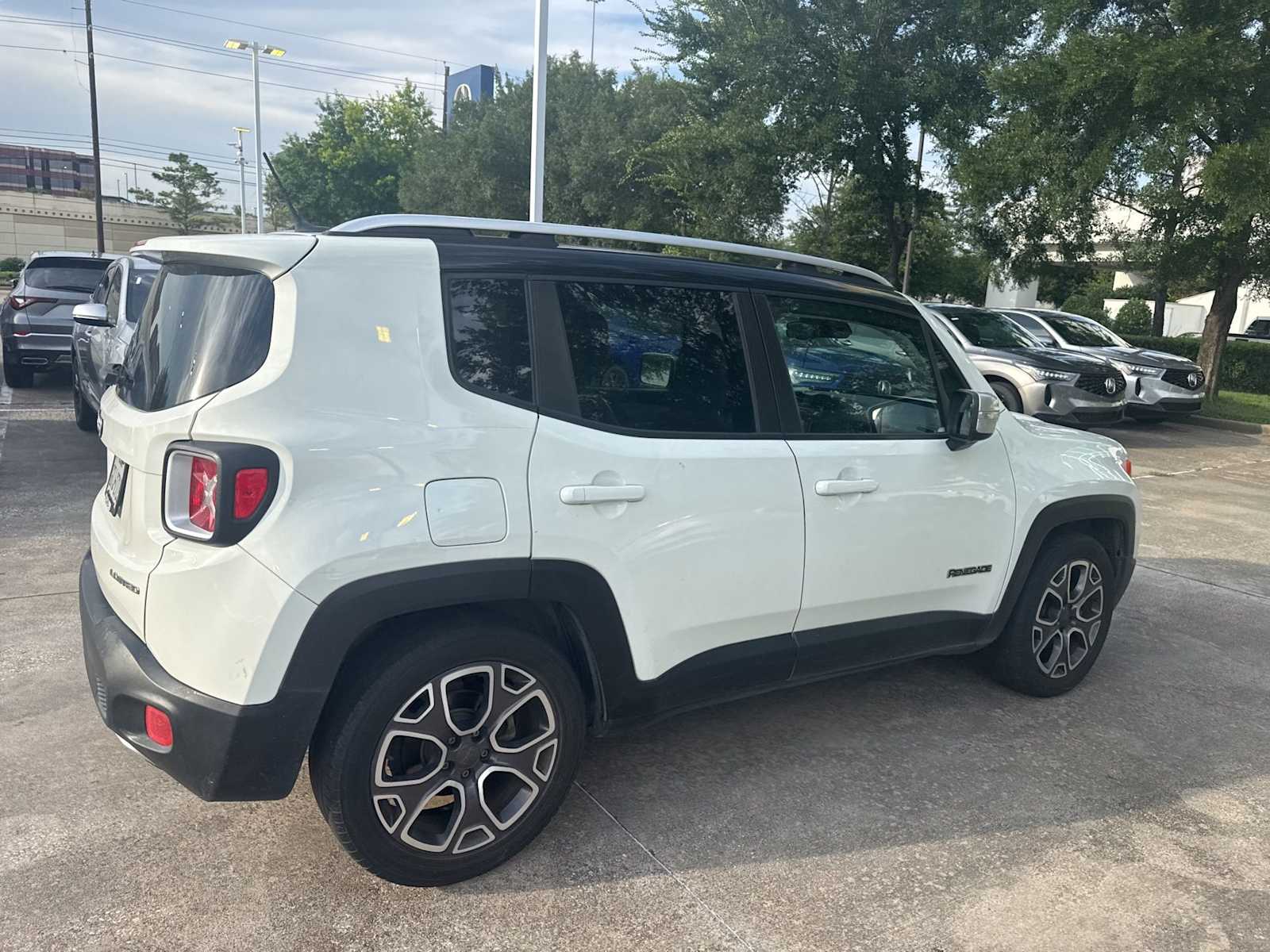 Thumbnail: 2015 Jeep Renegade - 4