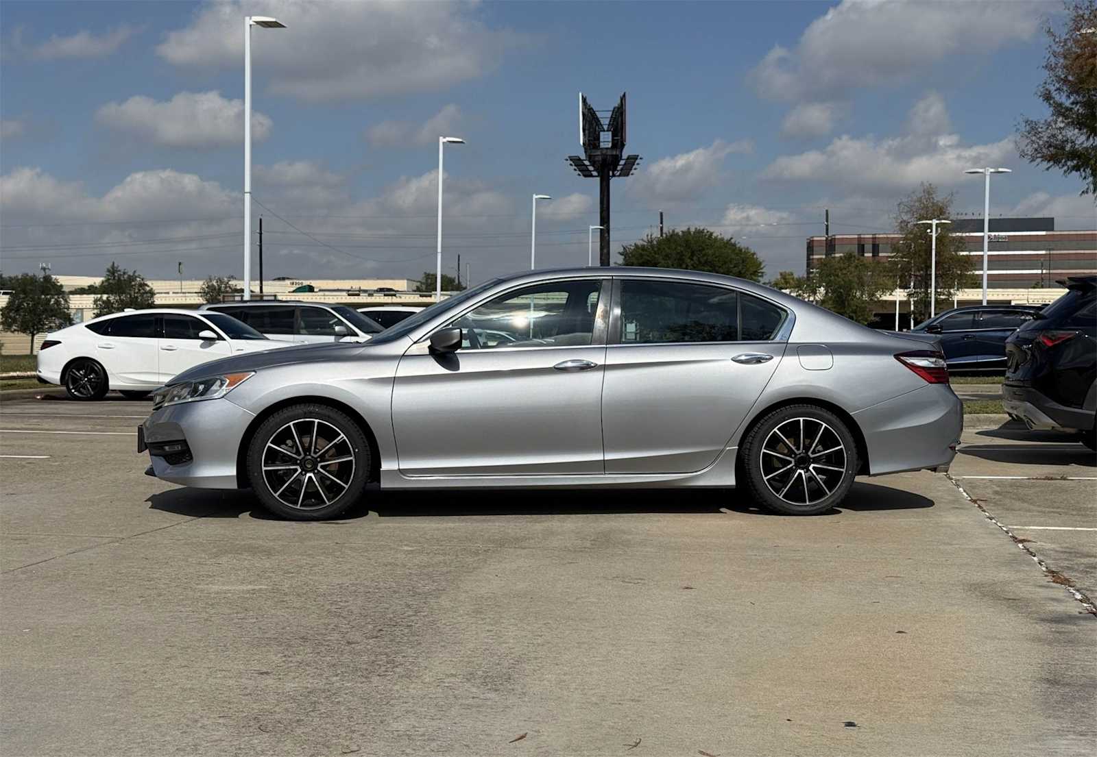 Thumbnail: 2017 Honda Accord - 3