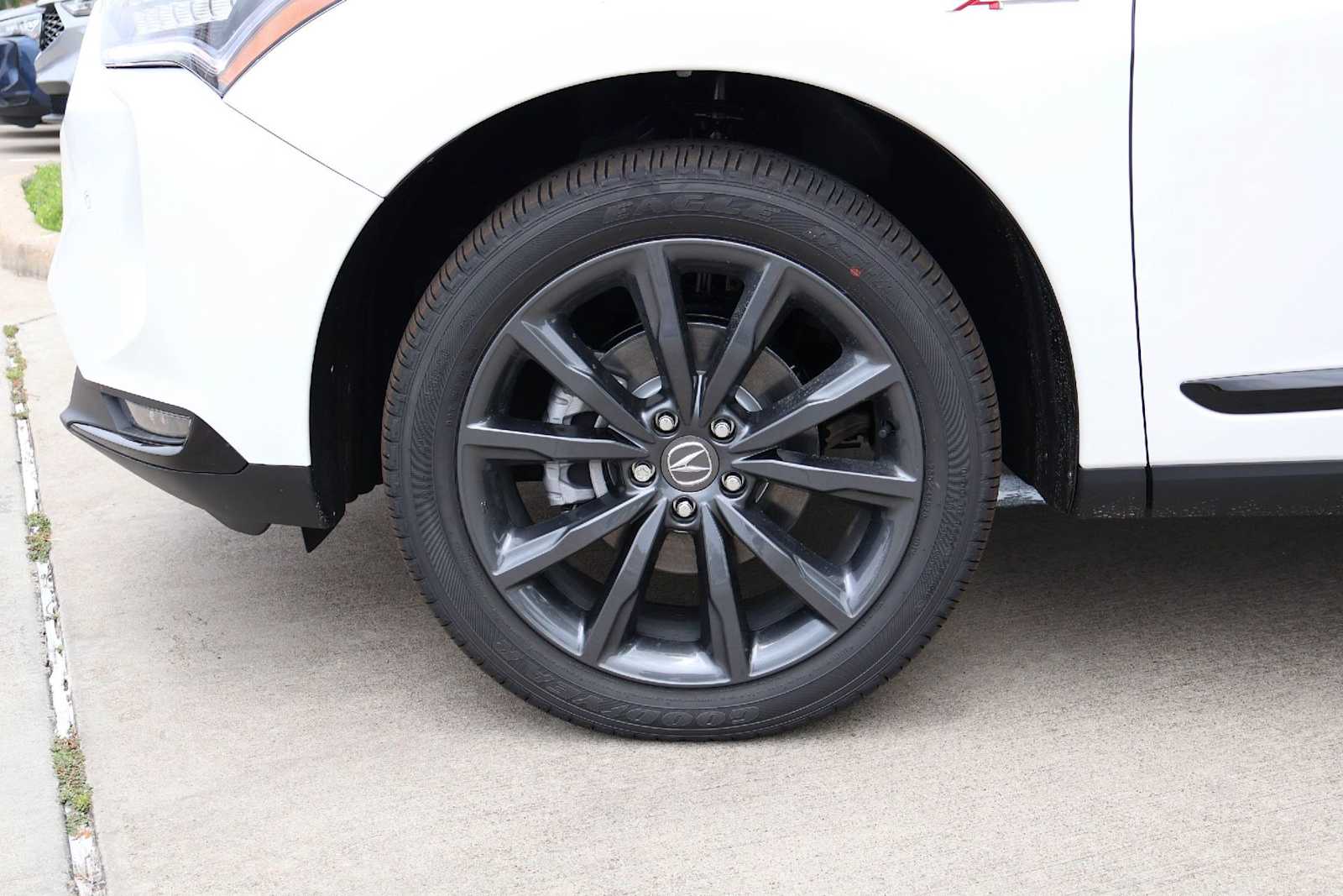 Thumbnail: 2026 Acura RDX - 8