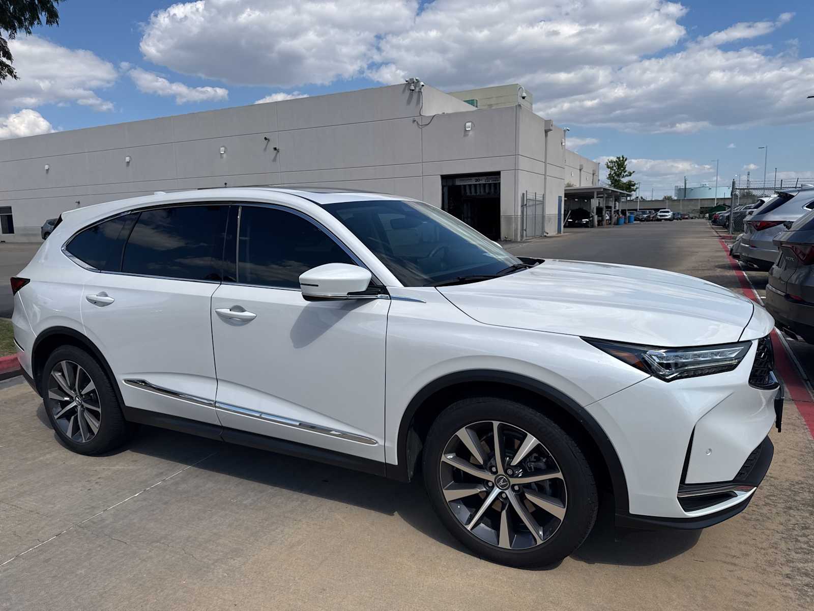 Thumbnail: 2025 Acura MDX - 5