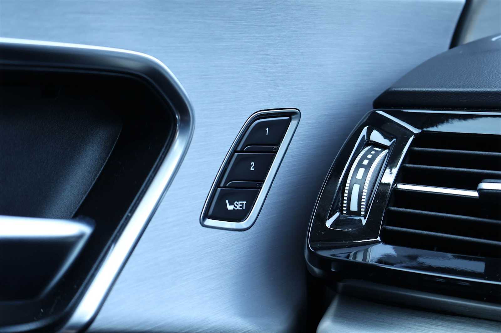 Thumbnail: 2020 Acura RDX - 25