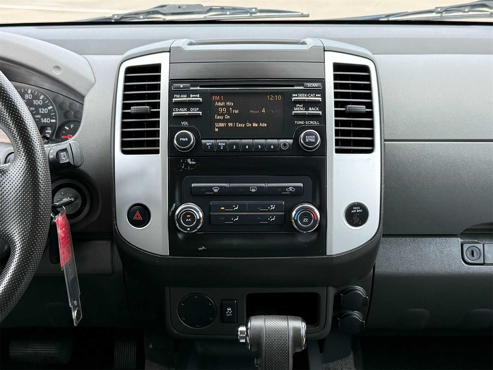 Thumbnail: 2013 Nissan Xterra - 16