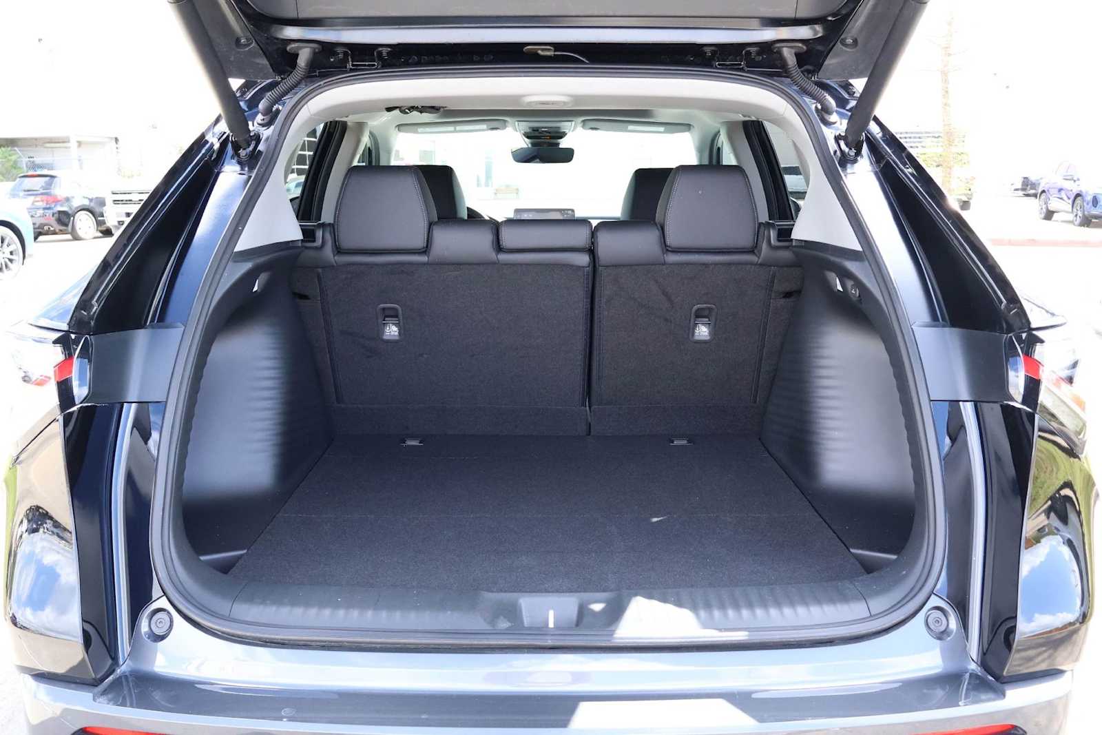 Thumbnail: 2025 Acura ADX - 19