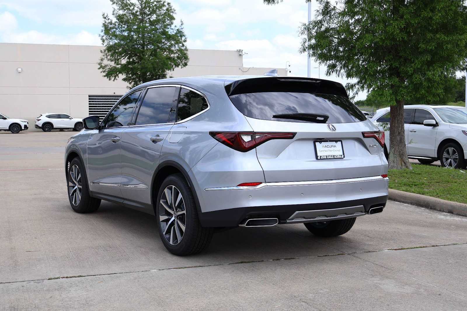 Thumbnail: 2026 Acura MDX - 4
