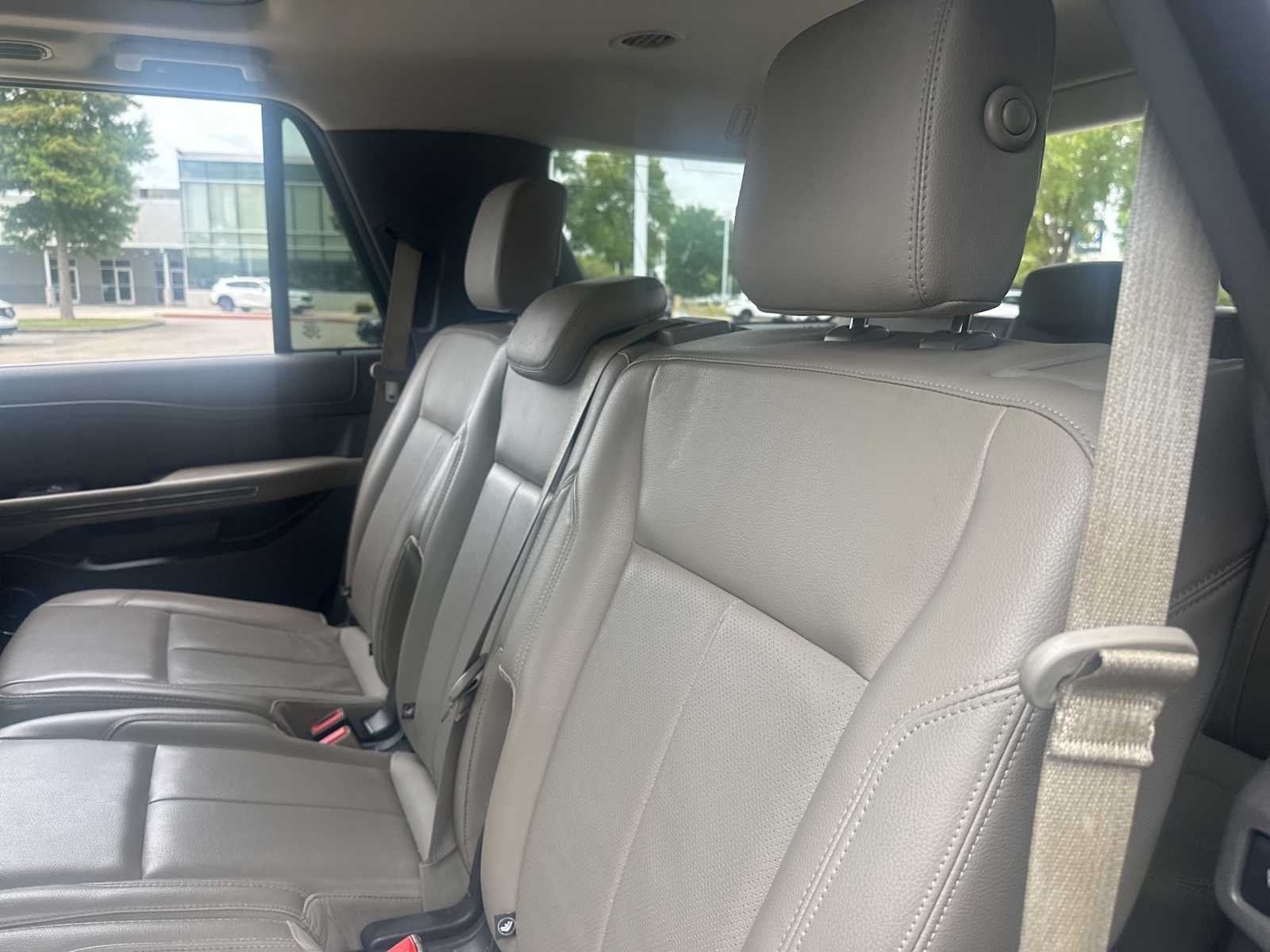 Thumbnail: 2019 Ford Expedition - 7