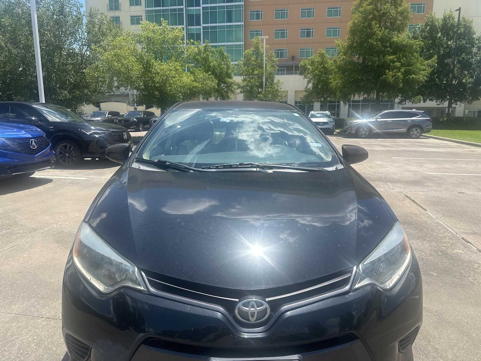 Thumbnail: 2015 Toyota Corolla - 2