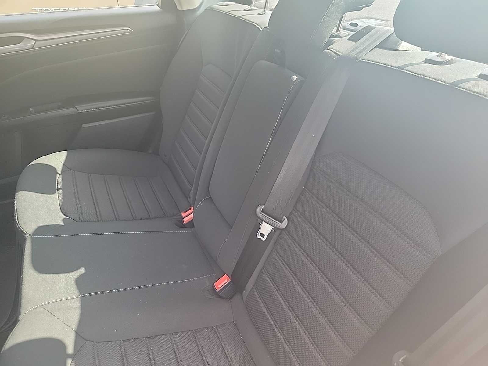 Thumbnail: 2020 Ford Fusion - 9