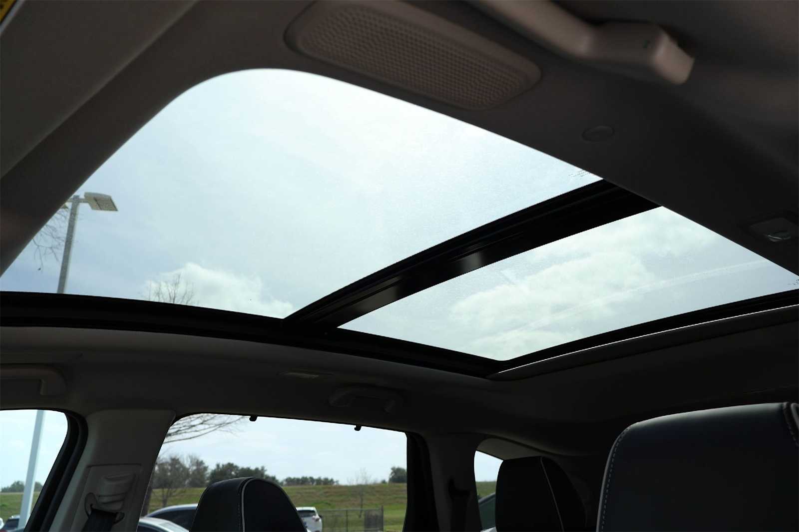 Thumbnail: 2026 Acura MDX - 29