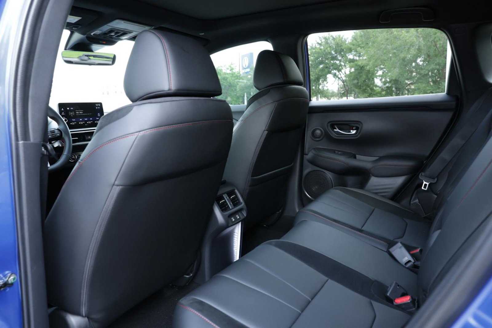 Thumbnail: 2025 Acura ADX - 12