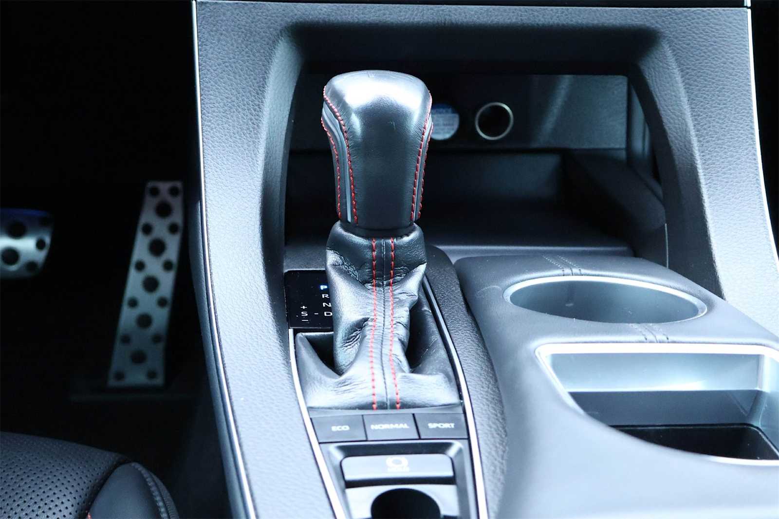 Thumbnail: 2021 Toyota Avalon - 17