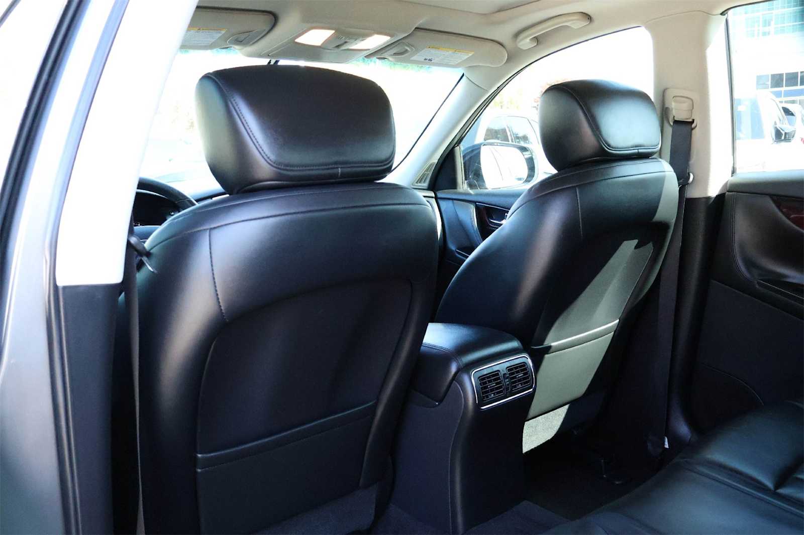 Thumbnail: 2017 INFINITI QX50 - 12