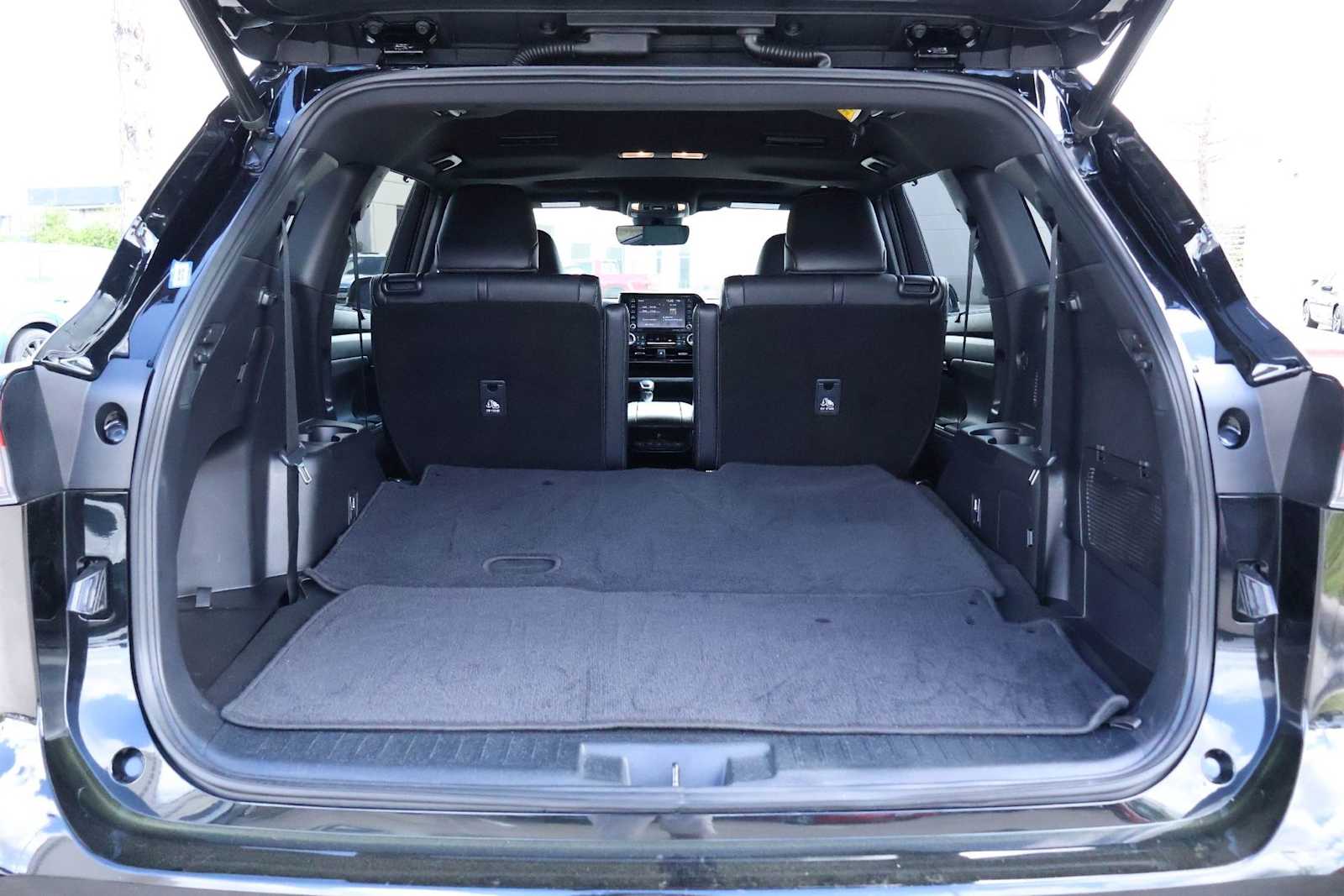 Thumbnail: 2021 Toyota Highlander - 19