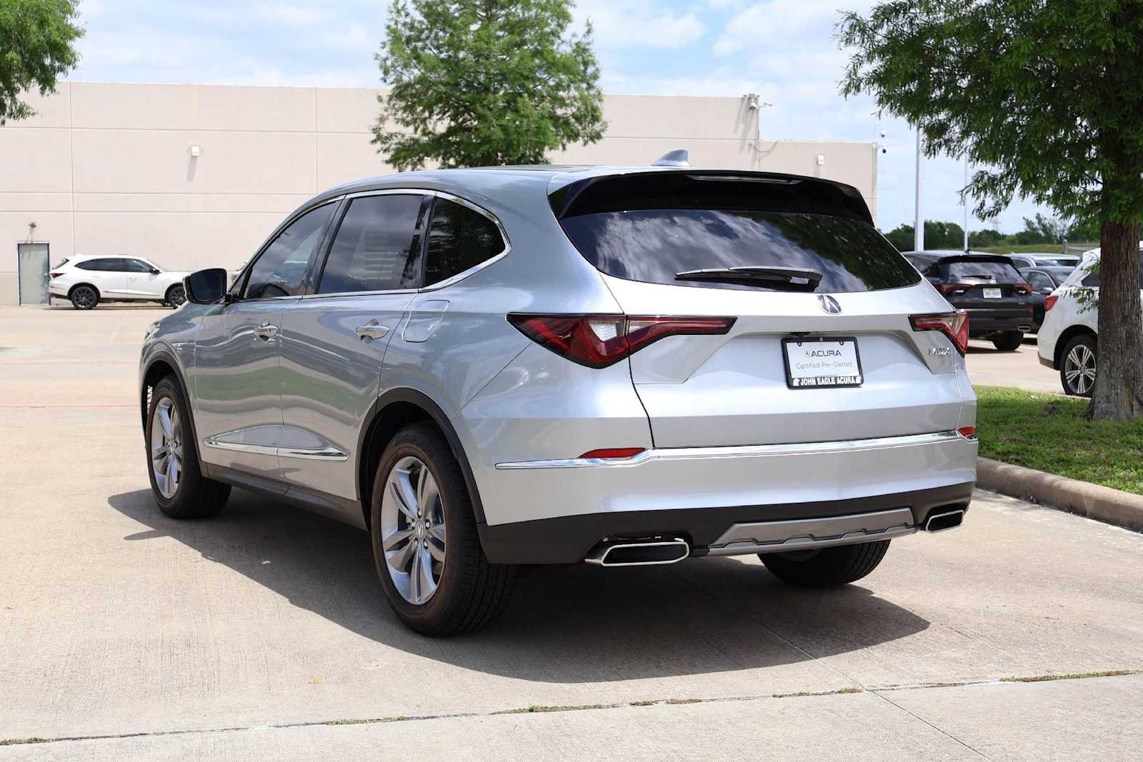 Thumbnail: 2026 Acura MDX - 4