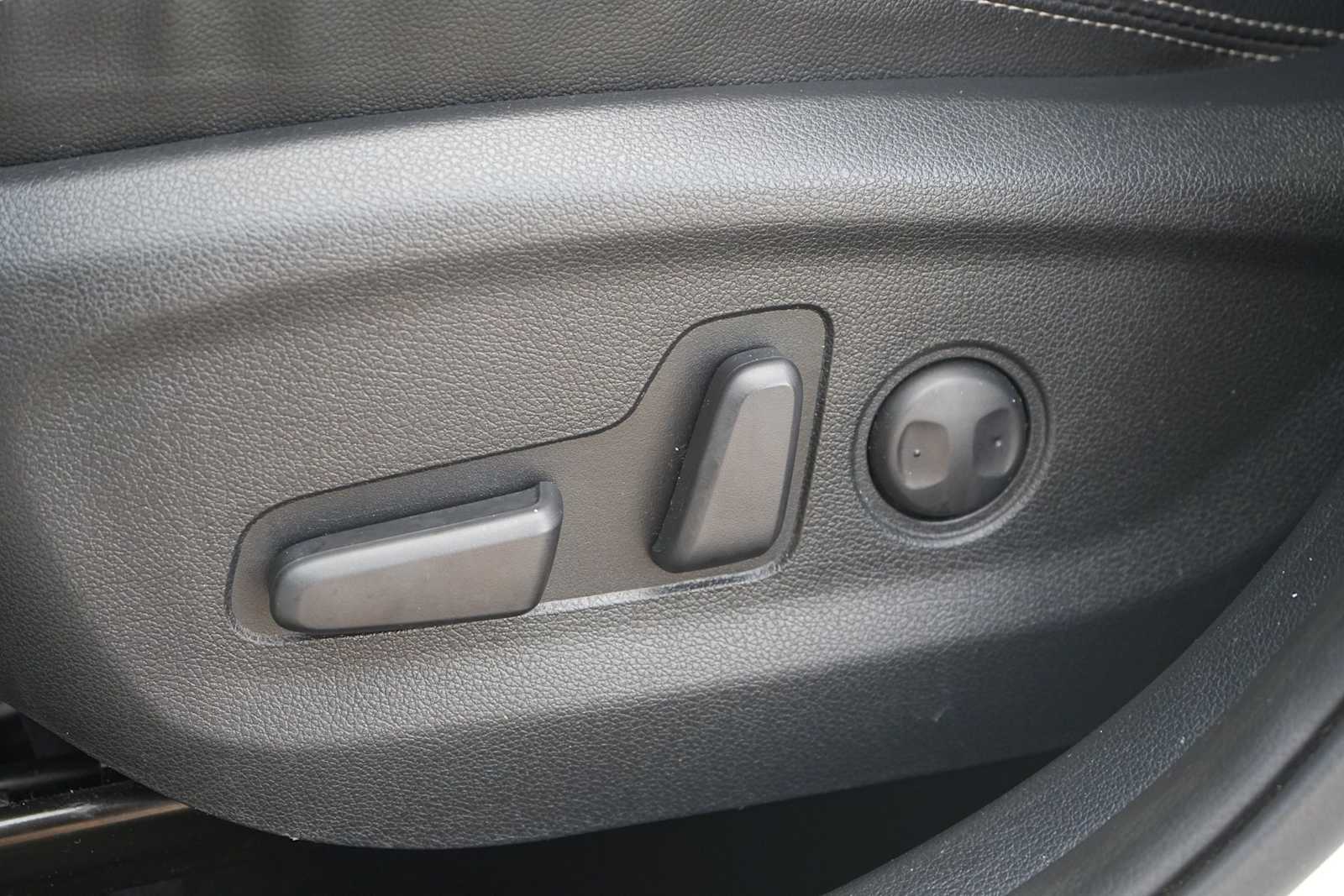 Thumbnail: 2021 Kia Sportage - 12