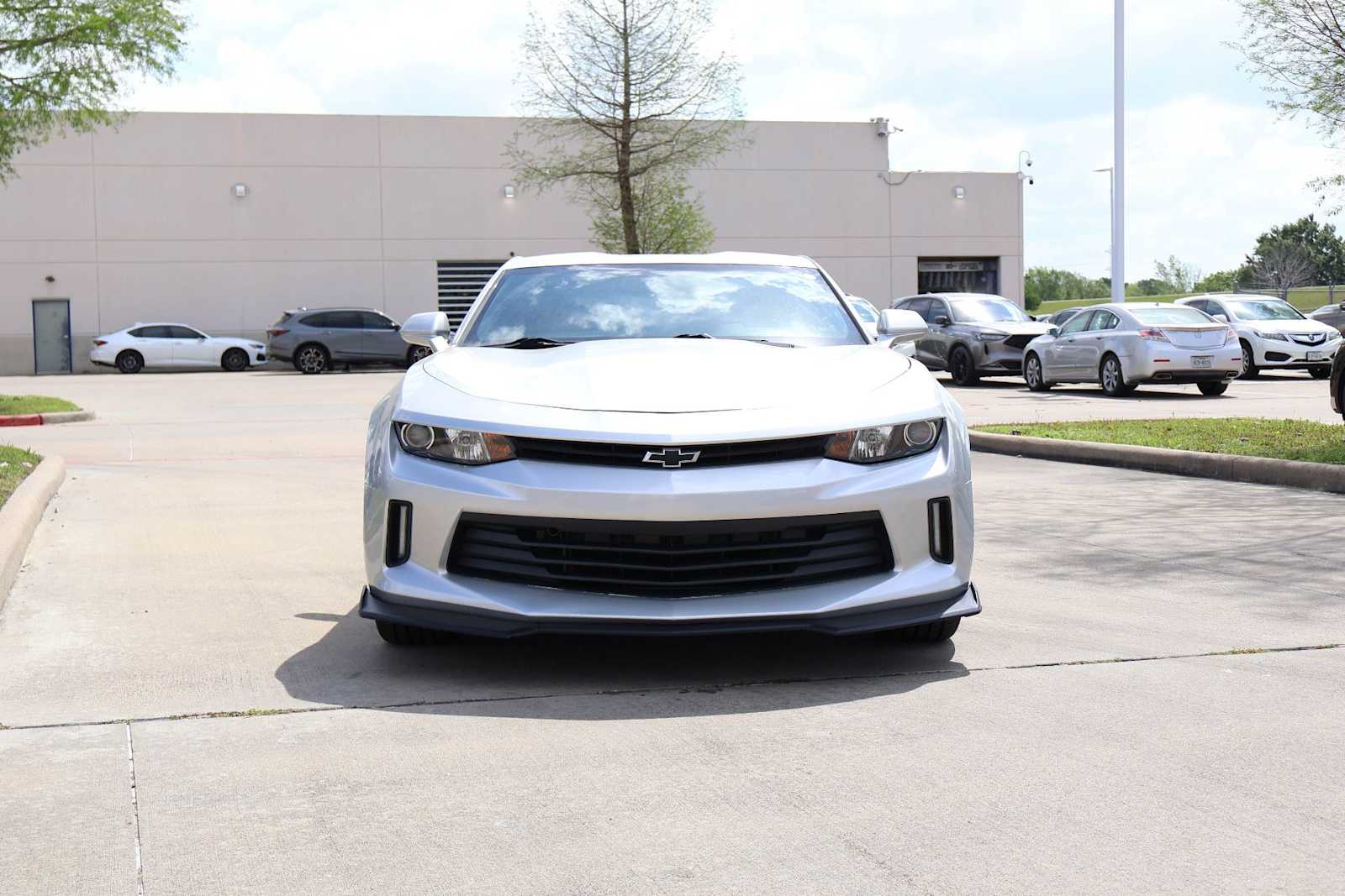 Thumbnail: 2018 Chevrolet Camaro - 6