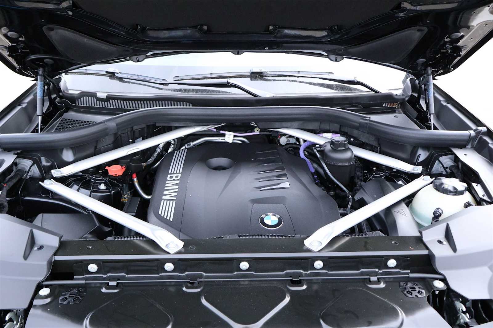 Thumbnail: 2025 BMW X5 - 9