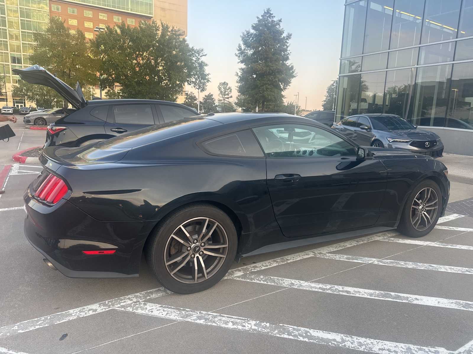 Thumbnail: 2015 Ford Mustang - 4