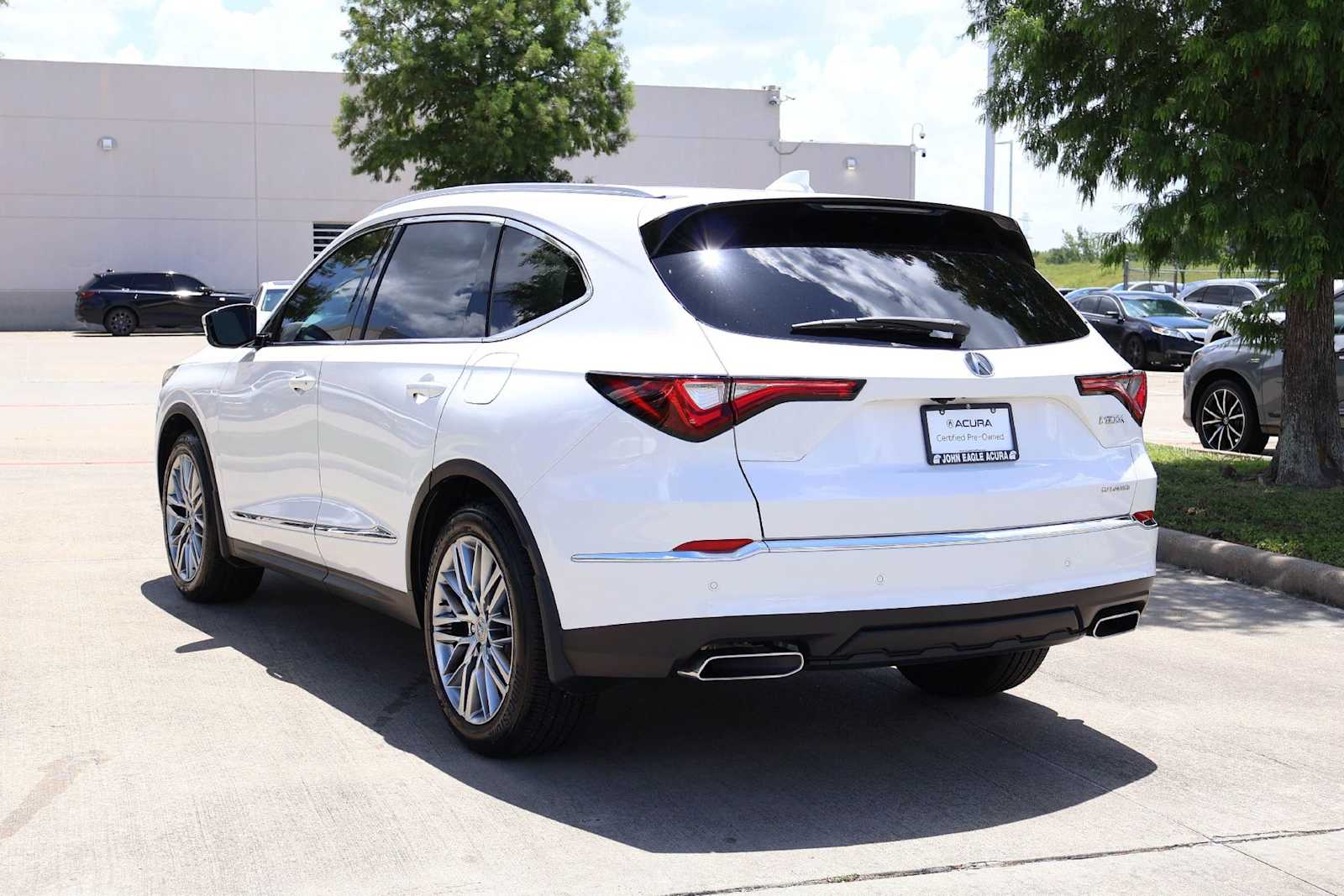 Thumbnail: 2024 Acura MDX - 3