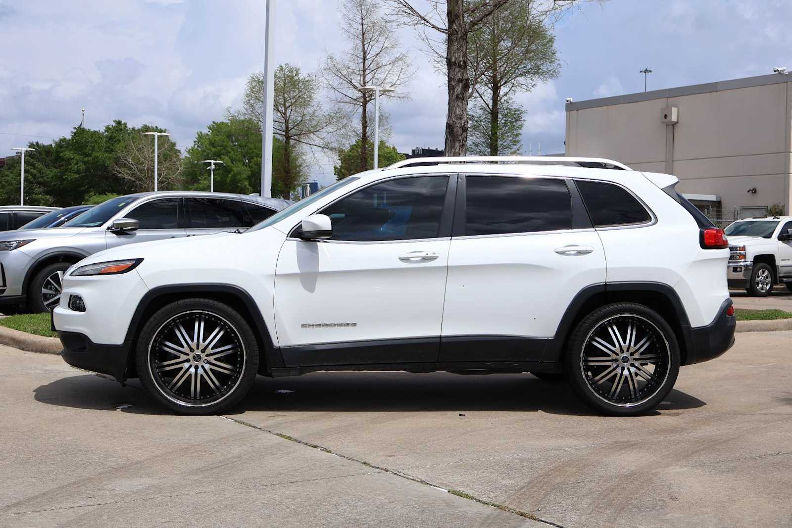 Thumbnail: 2014 Jeep Cherokee - 3