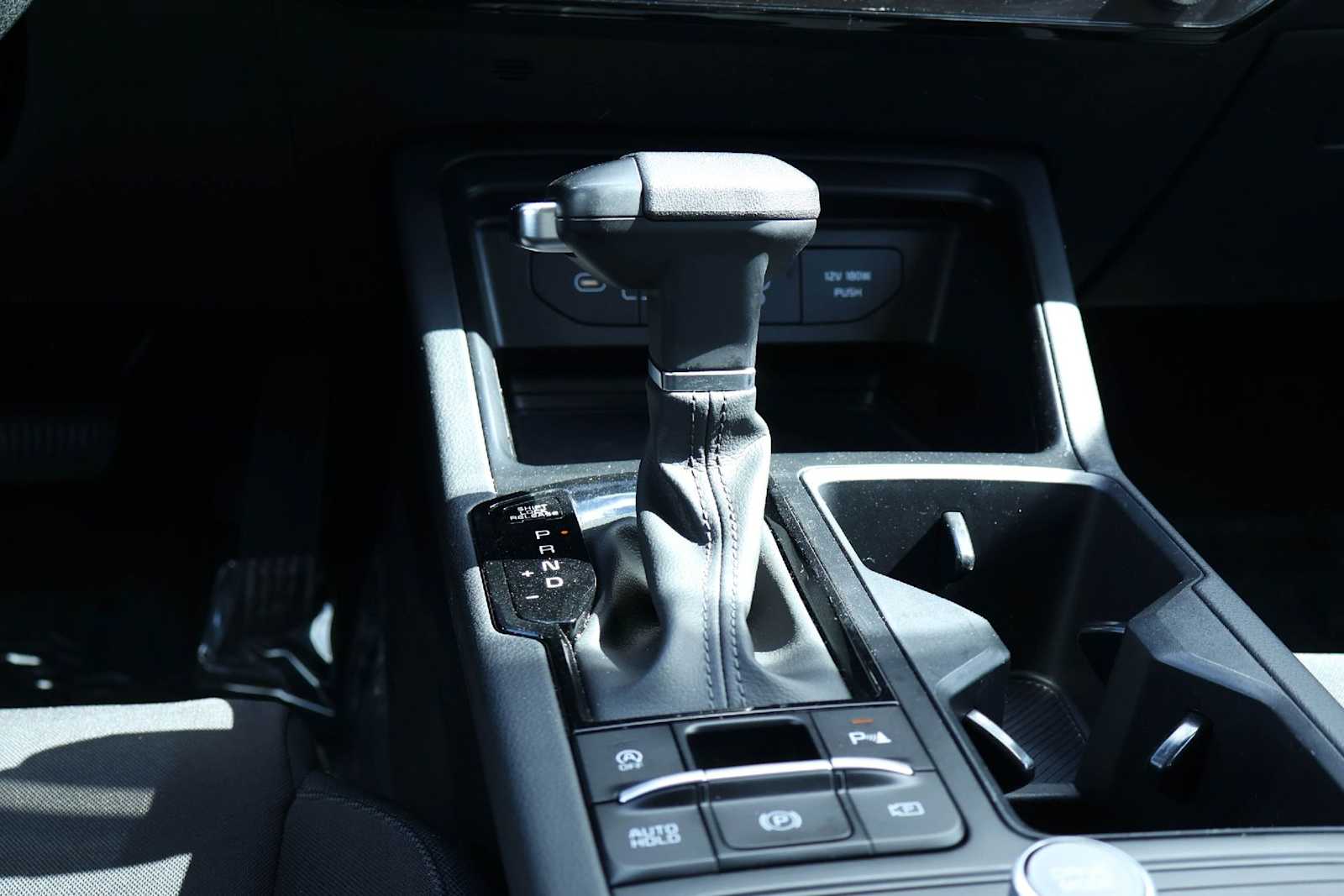 Thumbnail: 2025 Kia K5 - 17