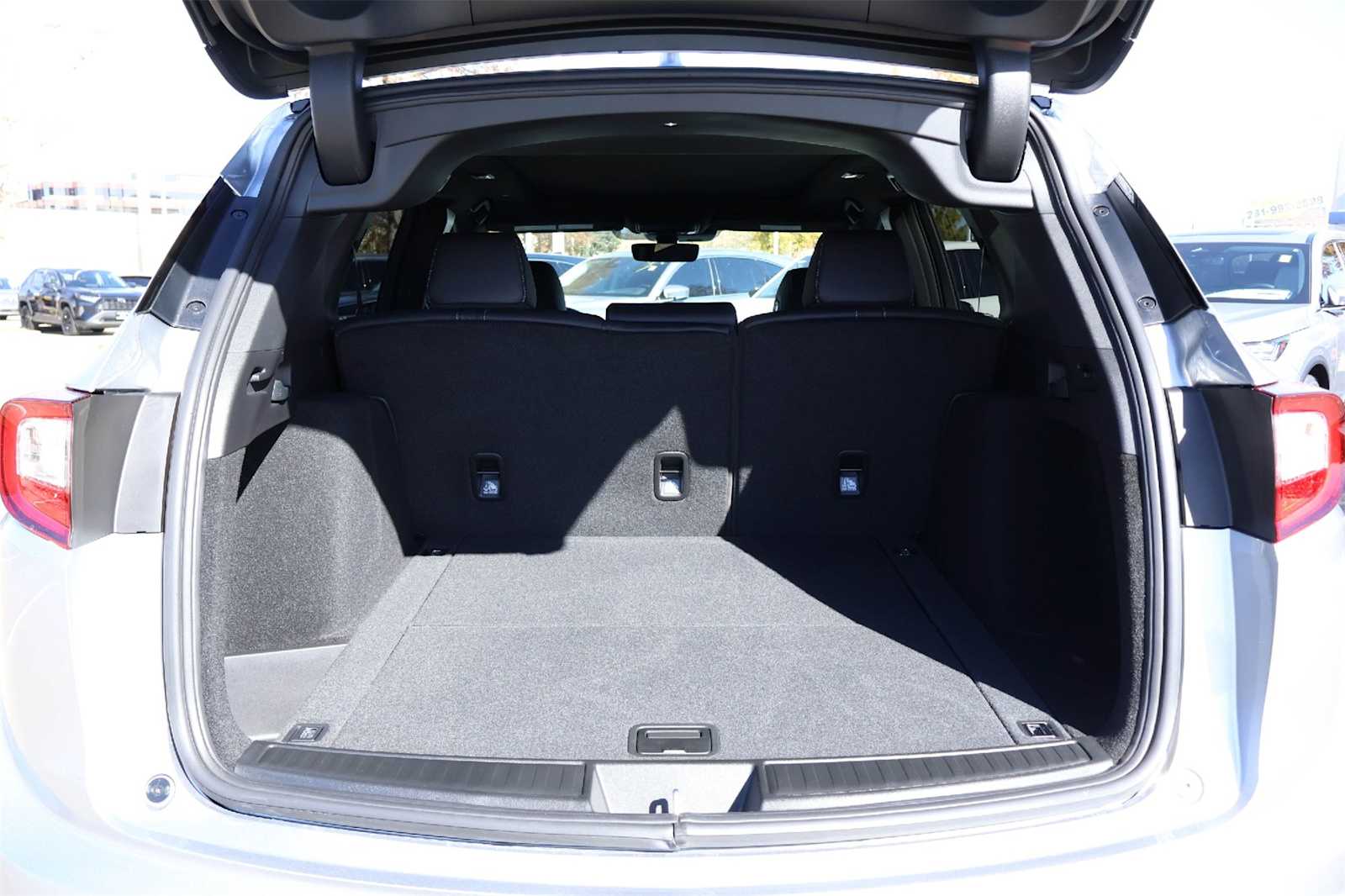 Thumbnail: 2025 Acura RDX - 19