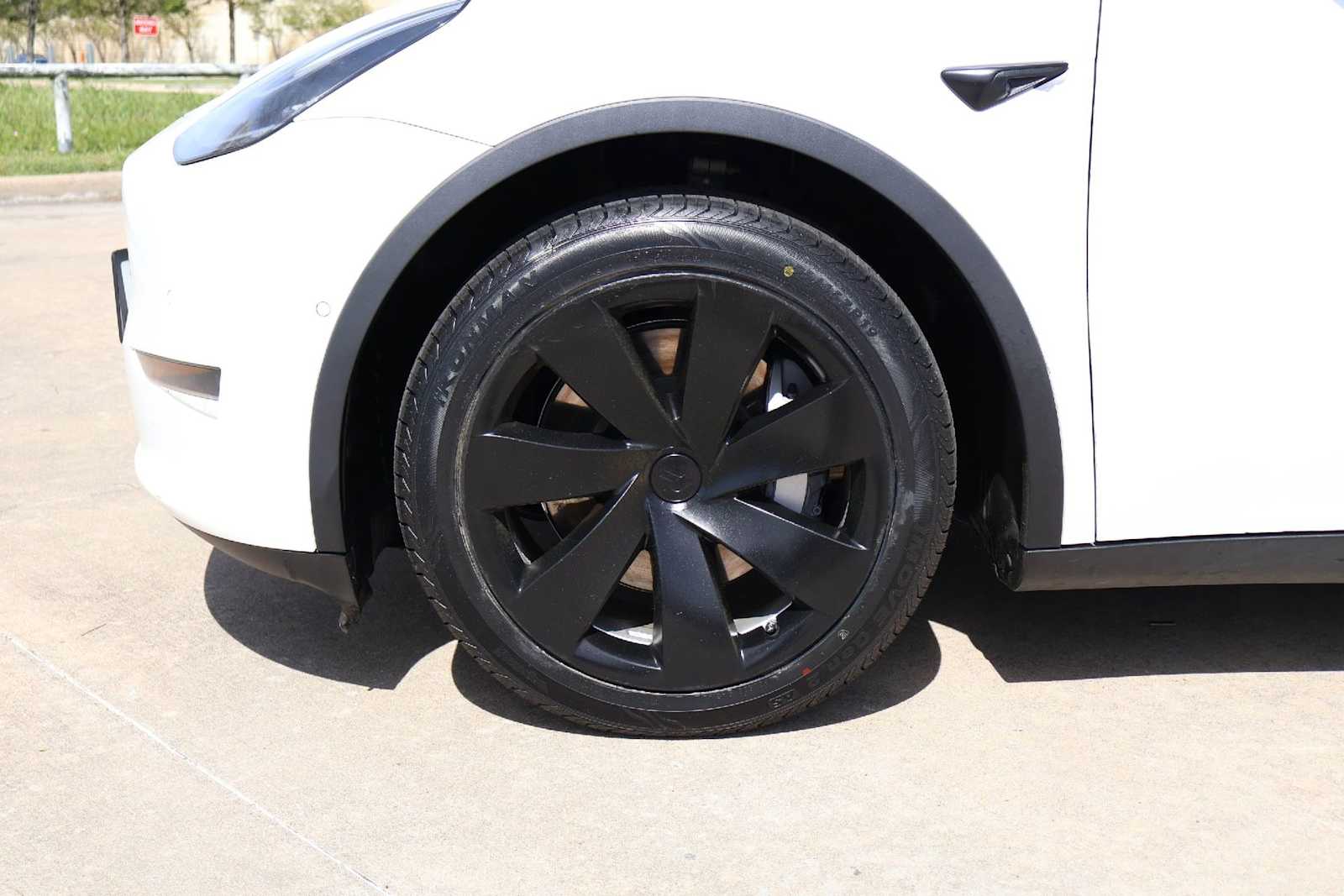 Thumbnail: 2020 Tesla Model Y - 8