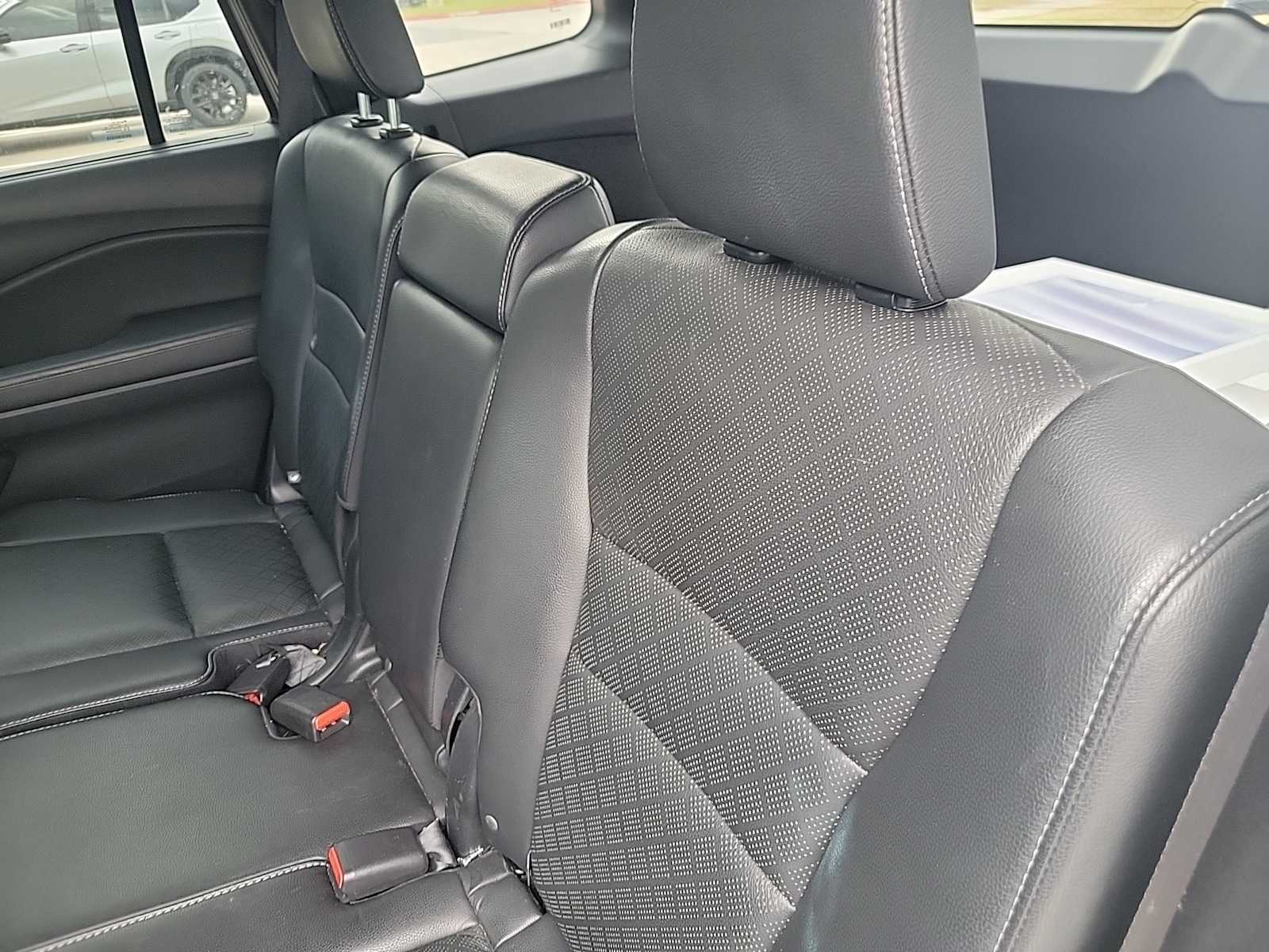 Thumbnail: 2019 Honda Passport - 8