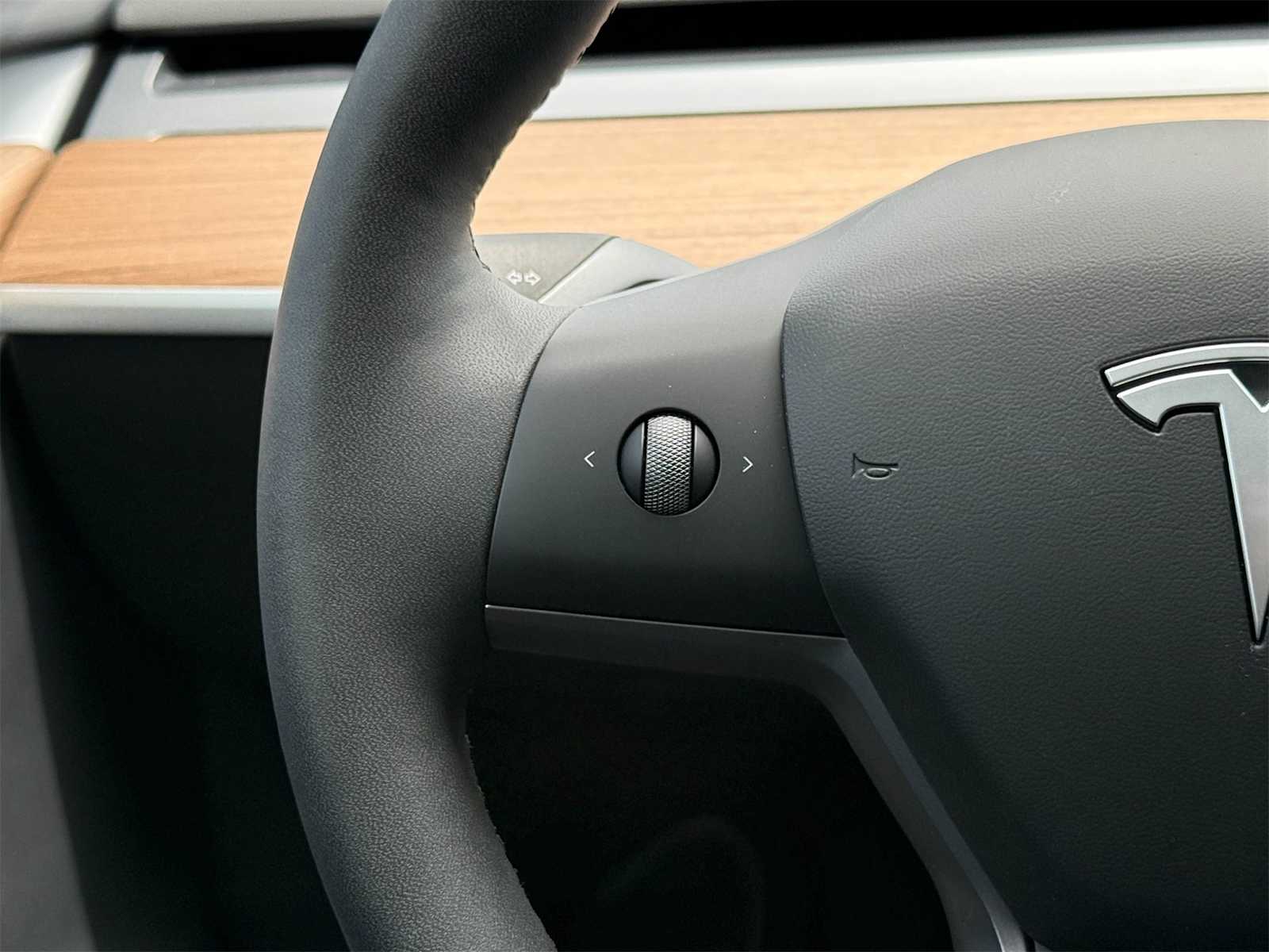 Thumbnail: 2025 Tesla Model Y - 22