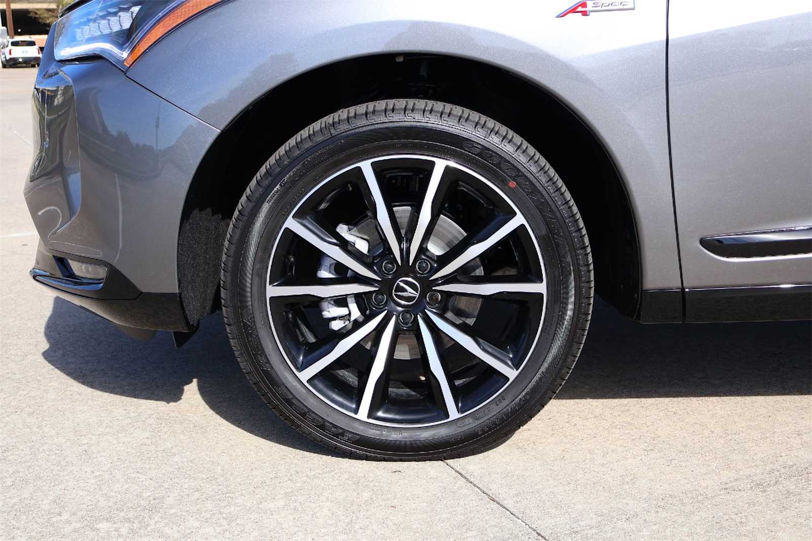 Thumbnail: 2026 Acura RDX - 8