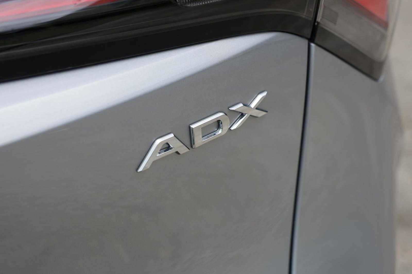 Thumbnail: 2025 Acura ADX - 7