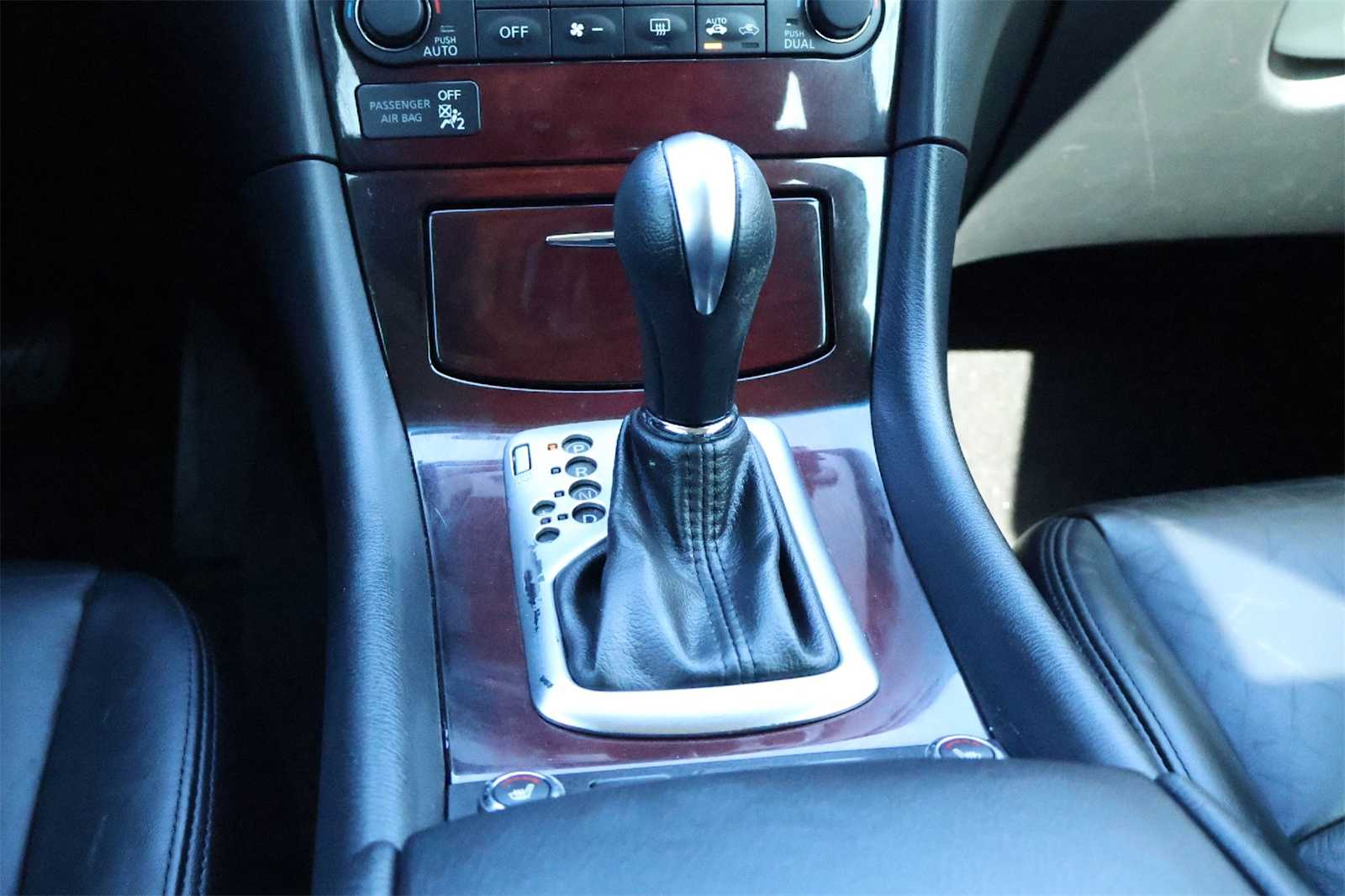 Thumbnail: 2017 INFINITI QX50 - 17